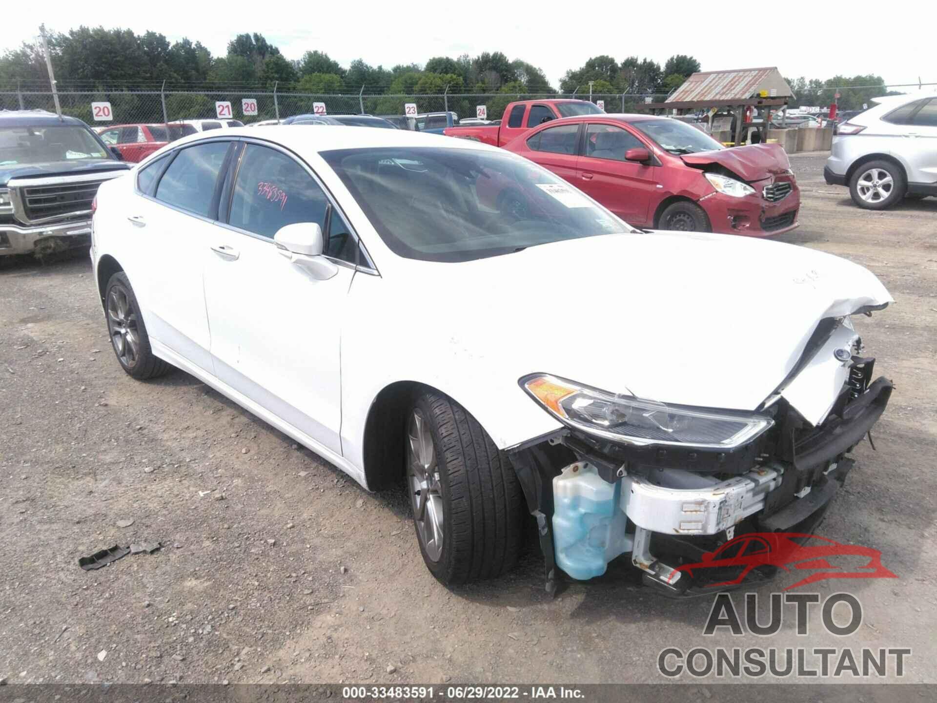 FORD FUSION 2019 - 3FA6P0CD0KR182196