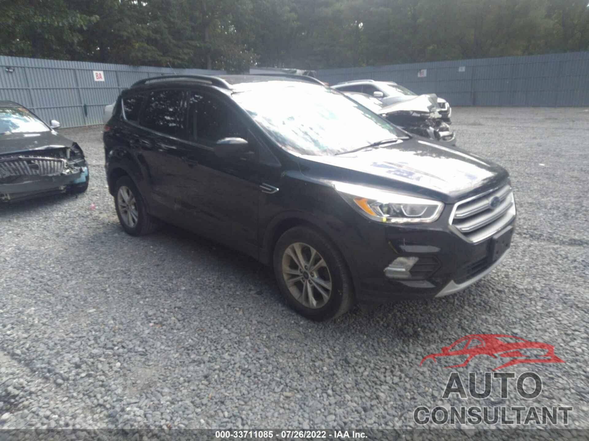 FORD ESCAPE 2017 - 1FMCU0GD9HUE12069