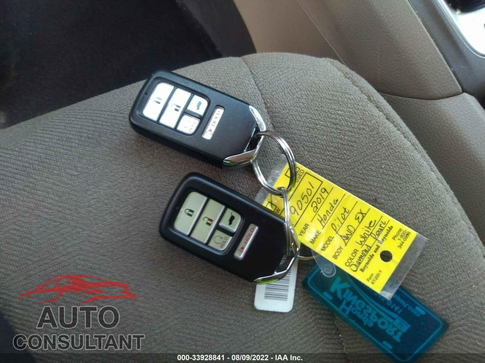 HONDA PILOT 2019 - 5FNYF6H30KB062005