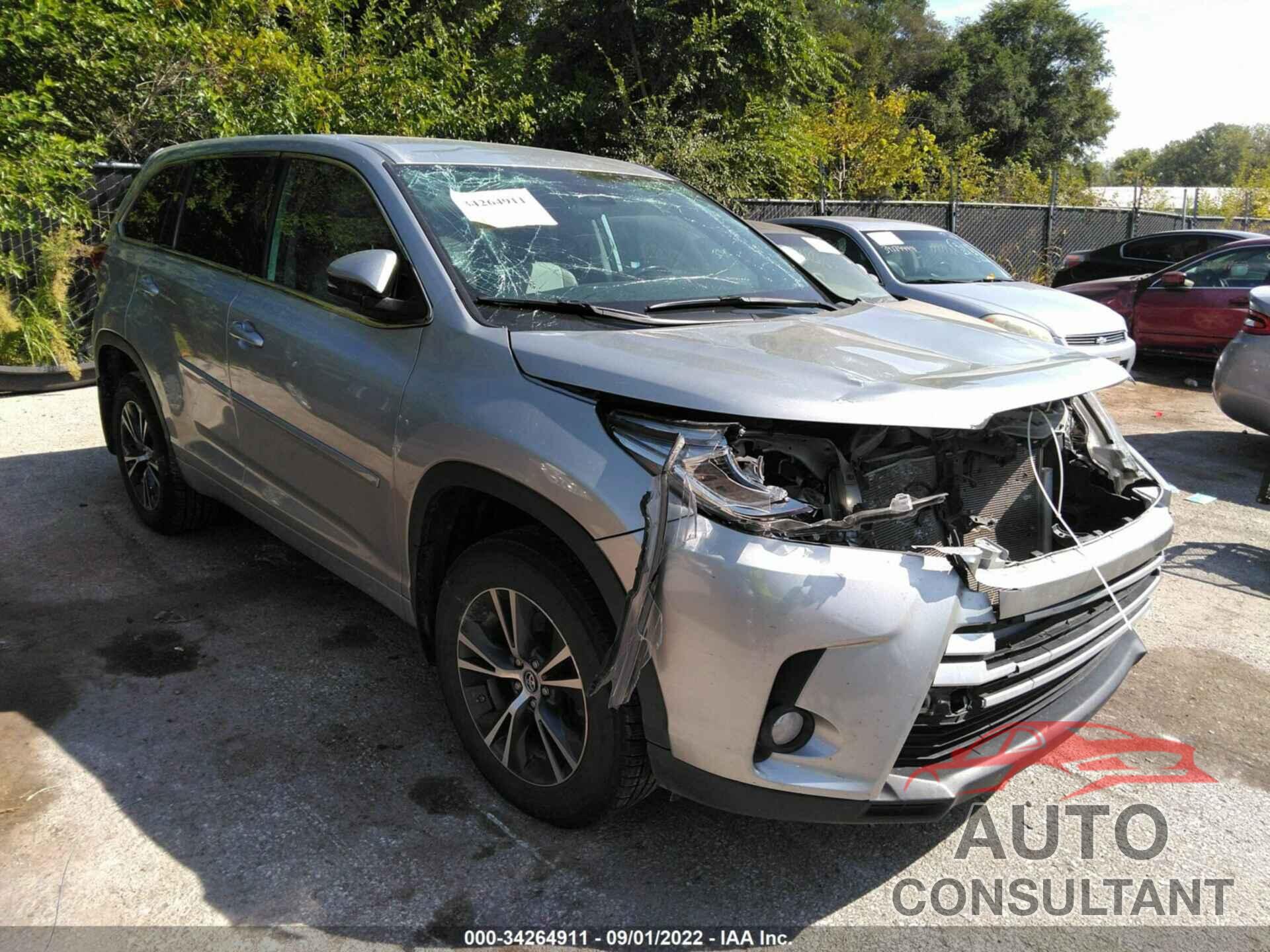 TOYOTA HIGHLANDER 2018 - 5TDBZRFH5JS822176