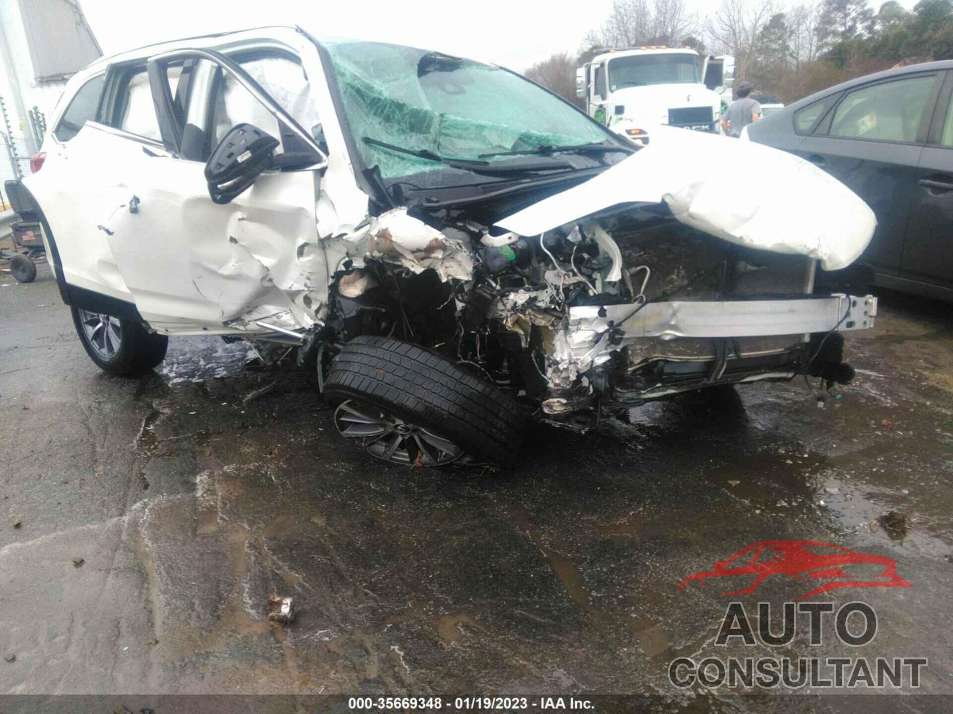 TOYOTA HIGHLANDER 2019 - 5TDKZRFH4KS568221
