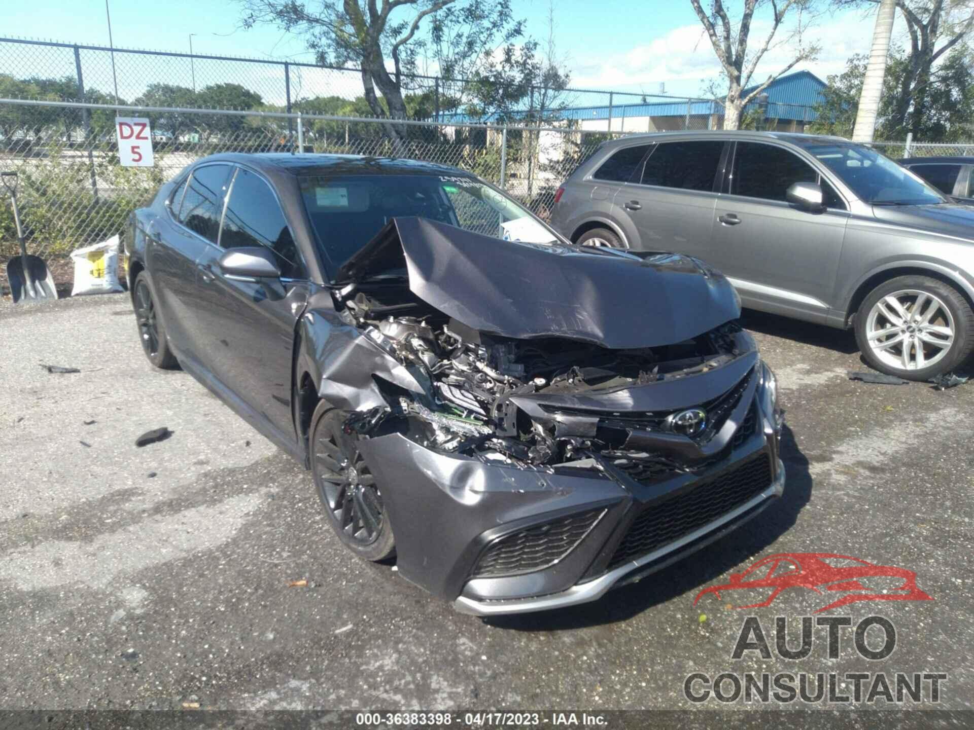 TOYOTA CAMRY 2022 - 4T1K61AK3NU716822