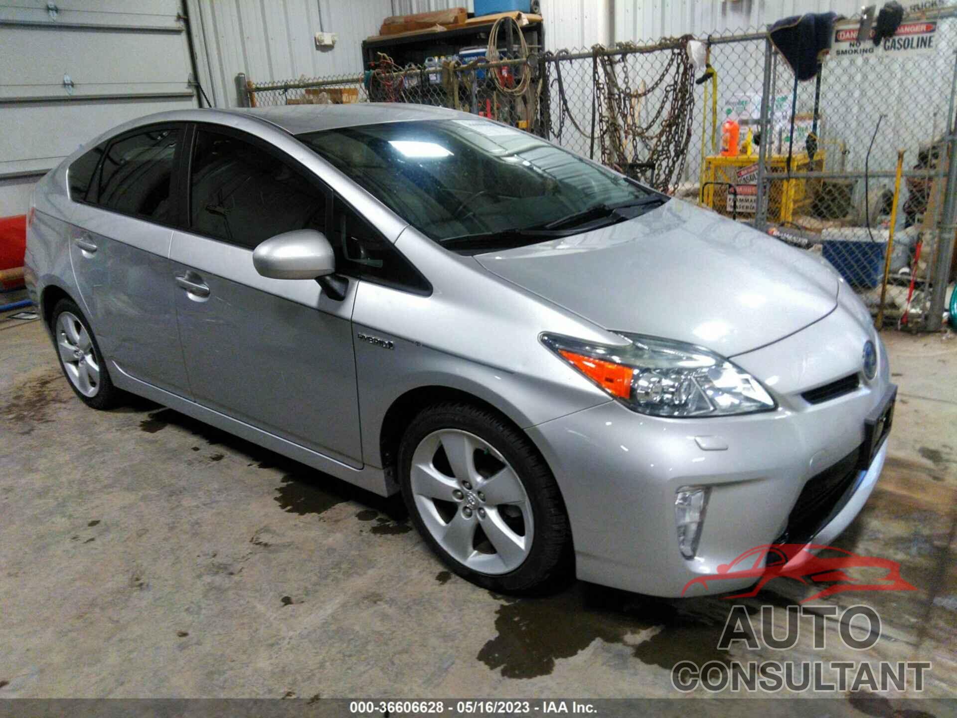 TOYOTA PRIUS 2015 - JTDKN3DU1F1995559