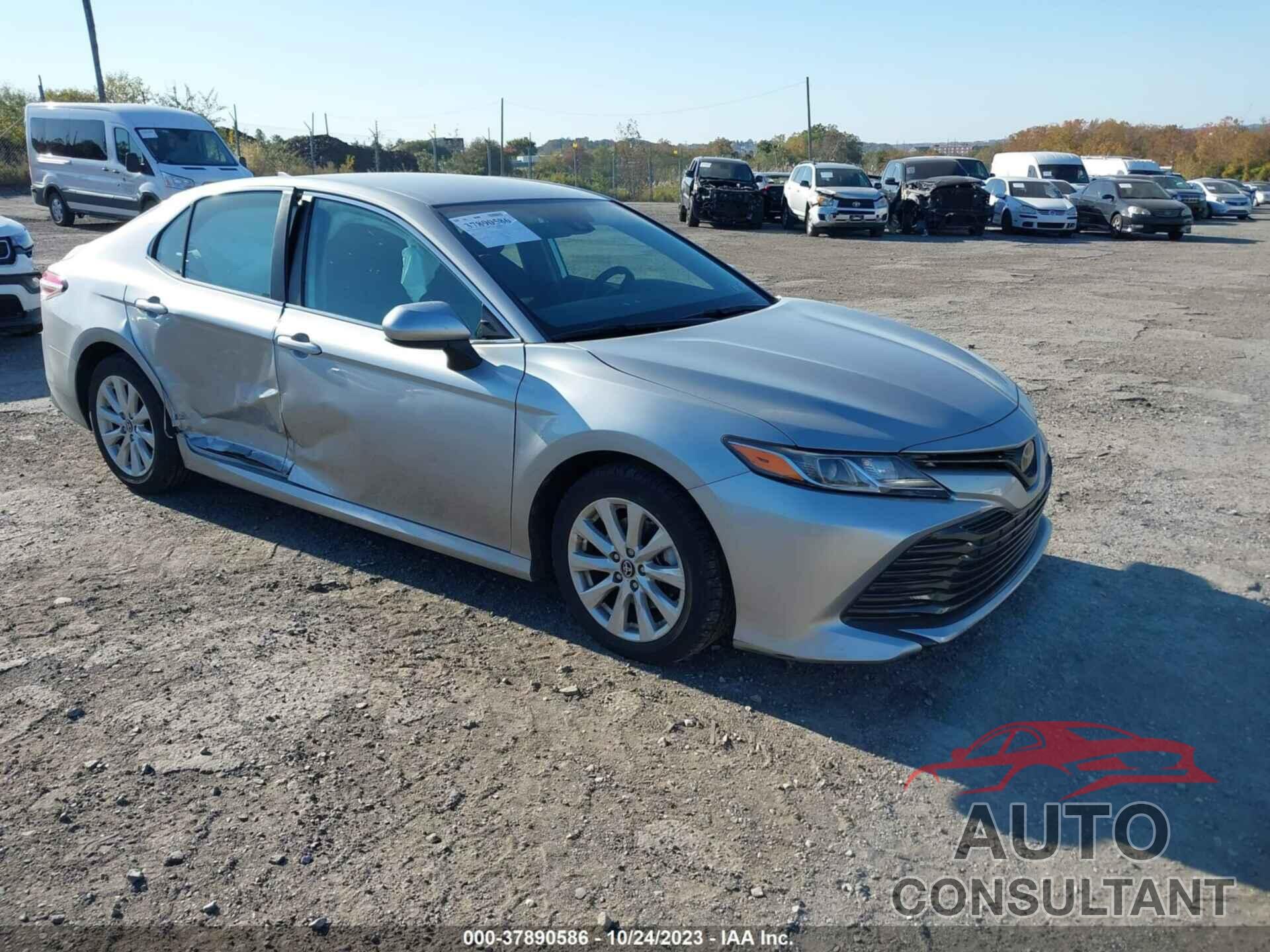 TOYOTA CAMRY 2019 - 4T1B11HK0KU806879