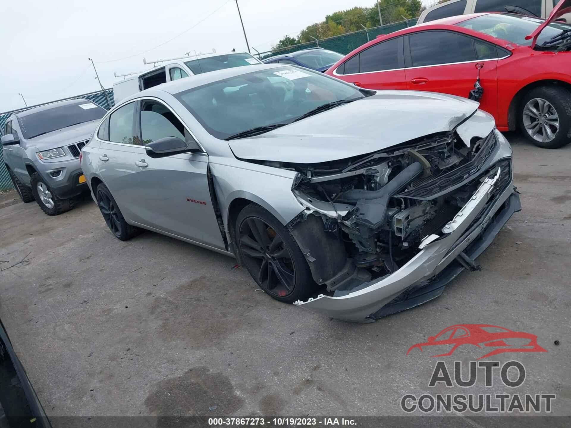 CHEVROLET MALIBU 2018 - 1G1ZD5ST9JF212094