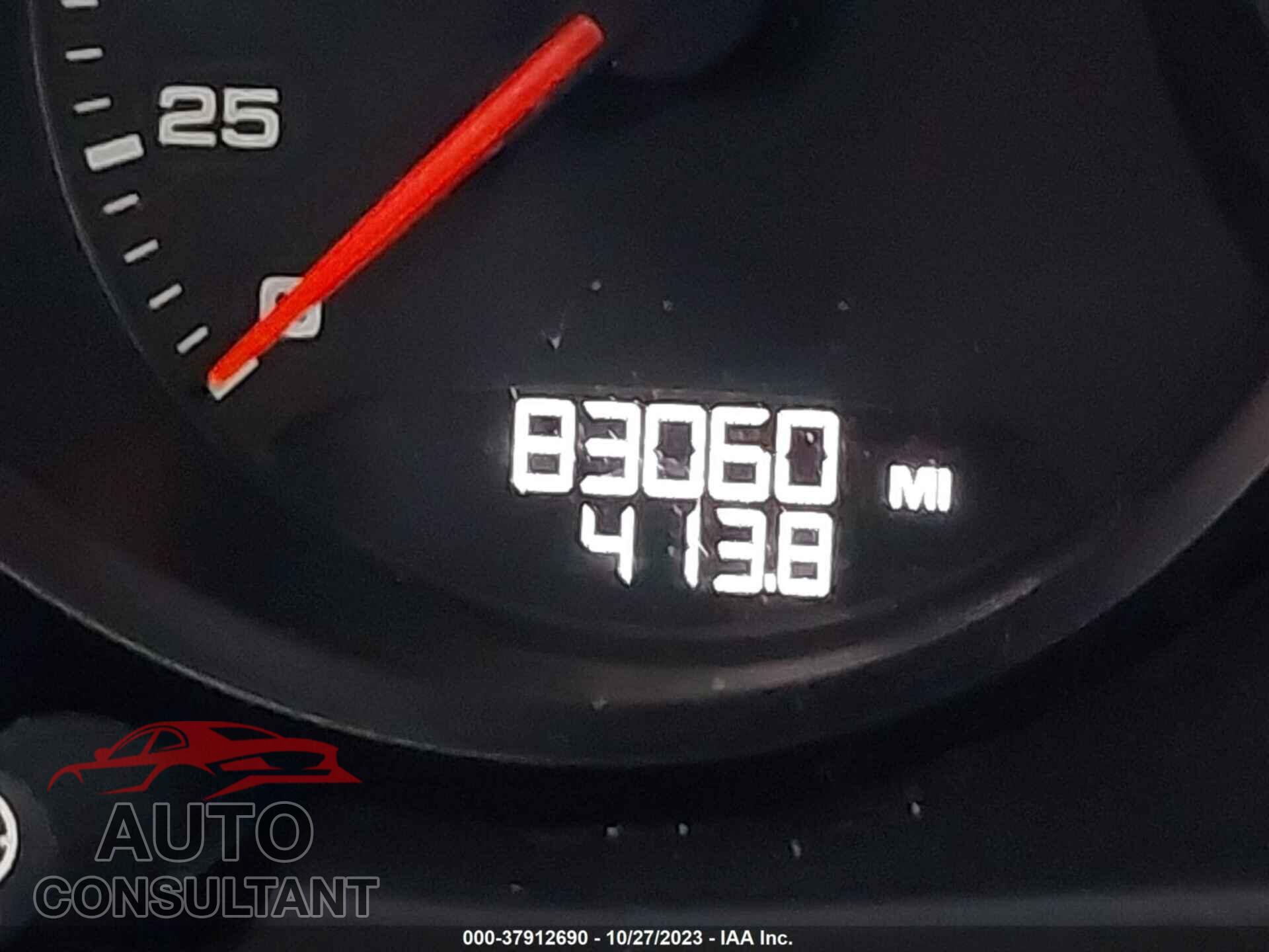 PORSCHE MACAN 2016 - WP1AB2A55GLB43876
