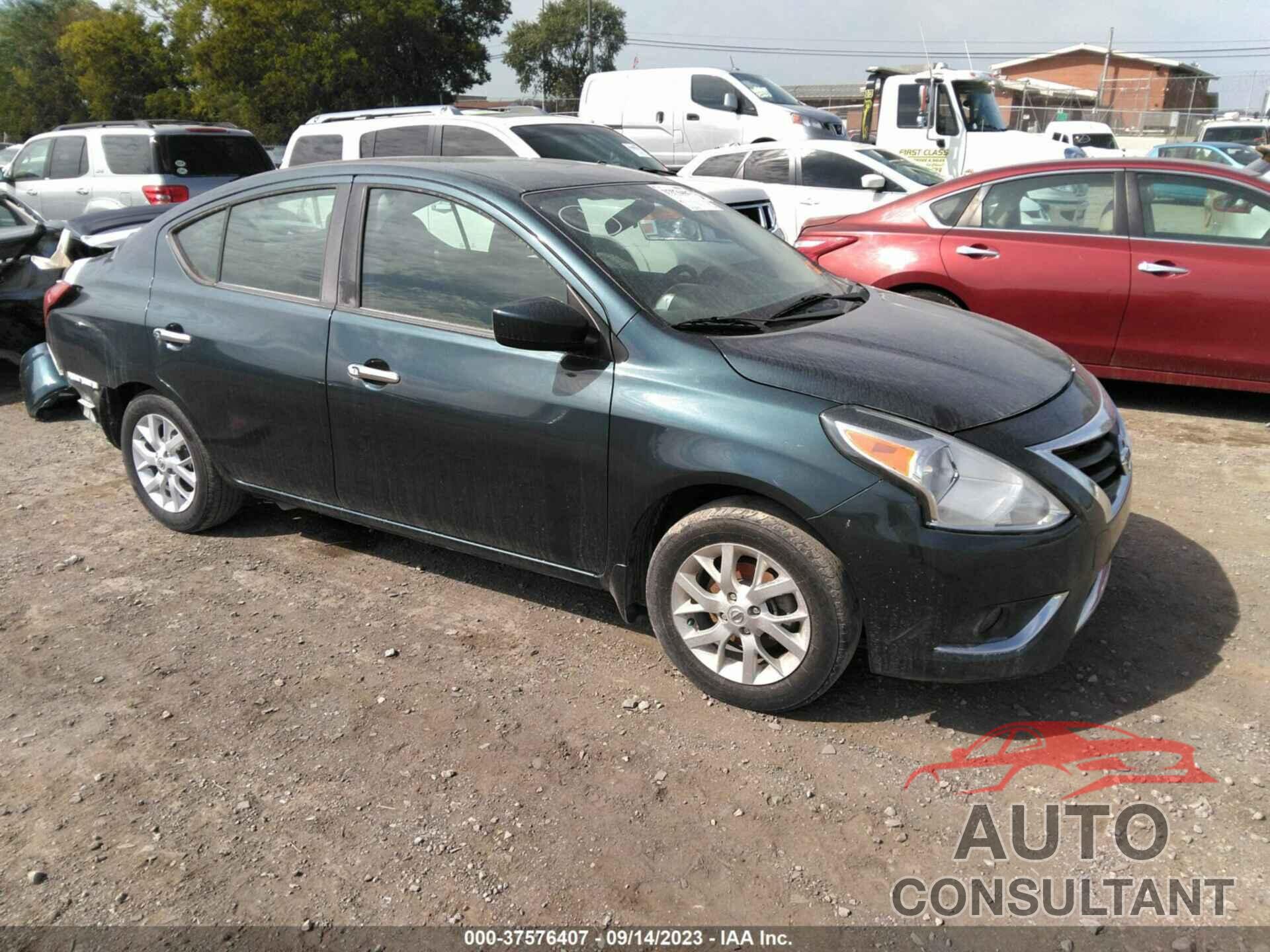 NISSAN VERSA 2017 - 3N1CN7AP9HL897436