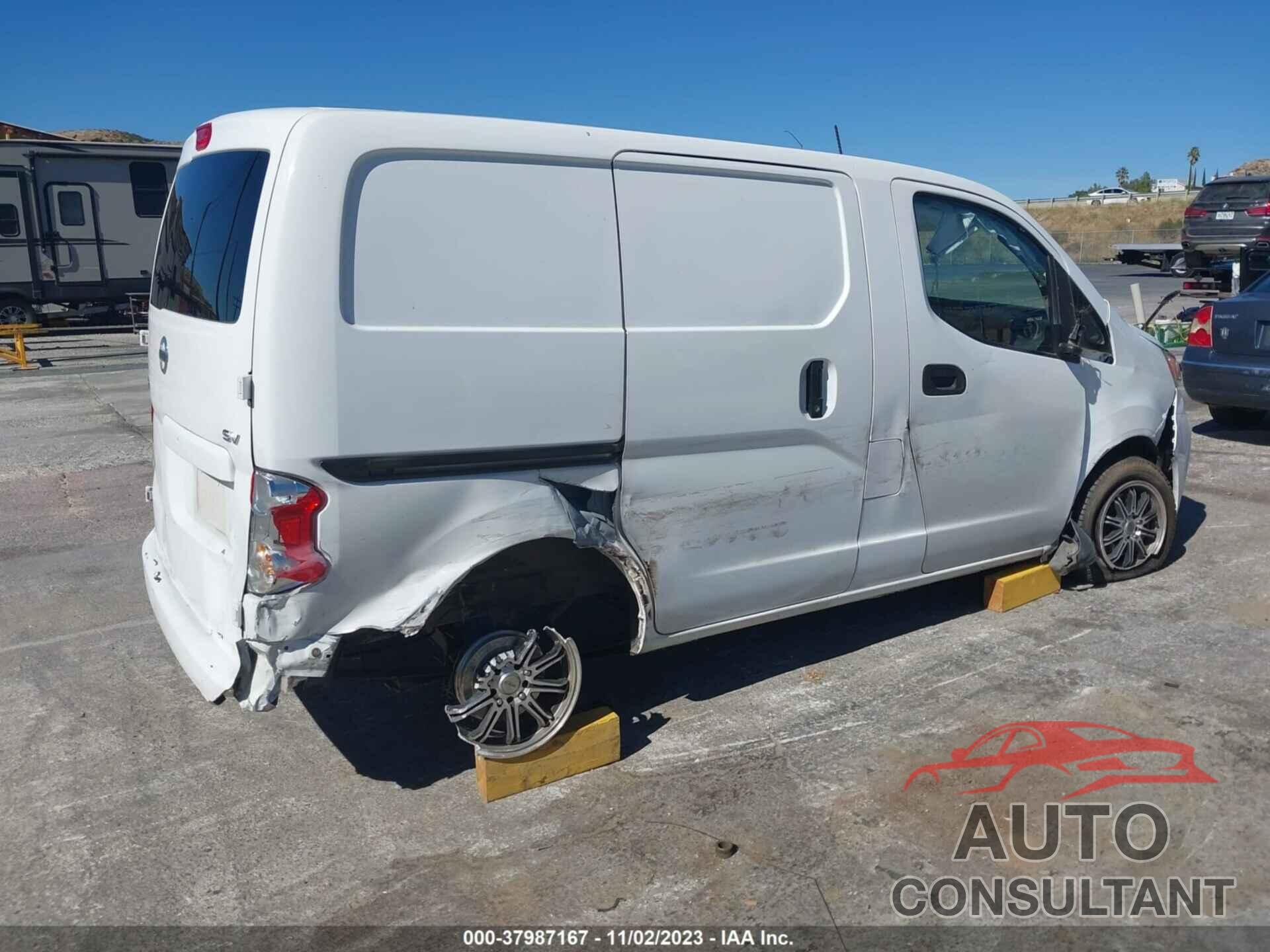 NISSAN NV200 COMPACT CARGO 2020 - 3N6CM0KN1LK710397