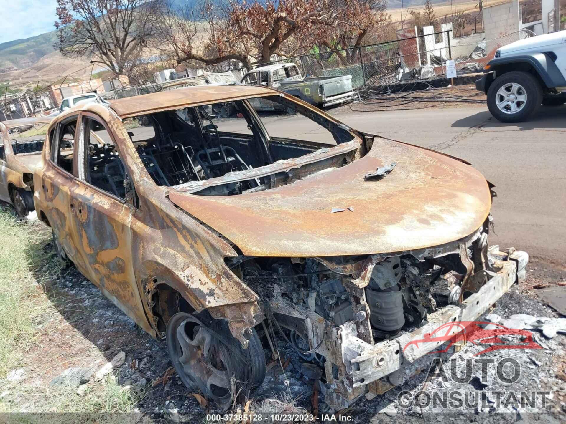 TOYOTA RAV4 2018 - JTMZFREV2JD108659
