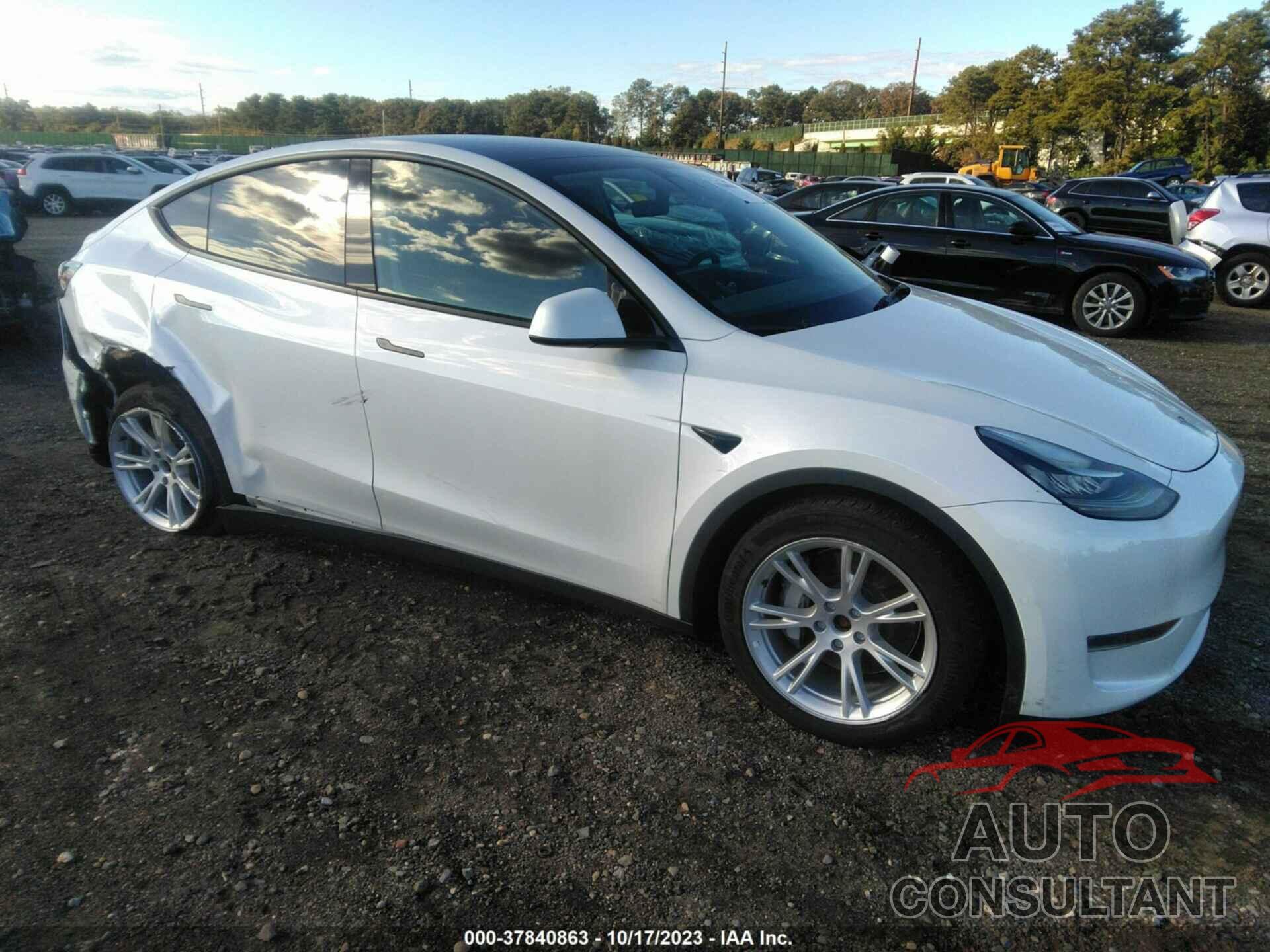 TESLA MODEL Y 2022 - 7SAYGAEEXNF378962