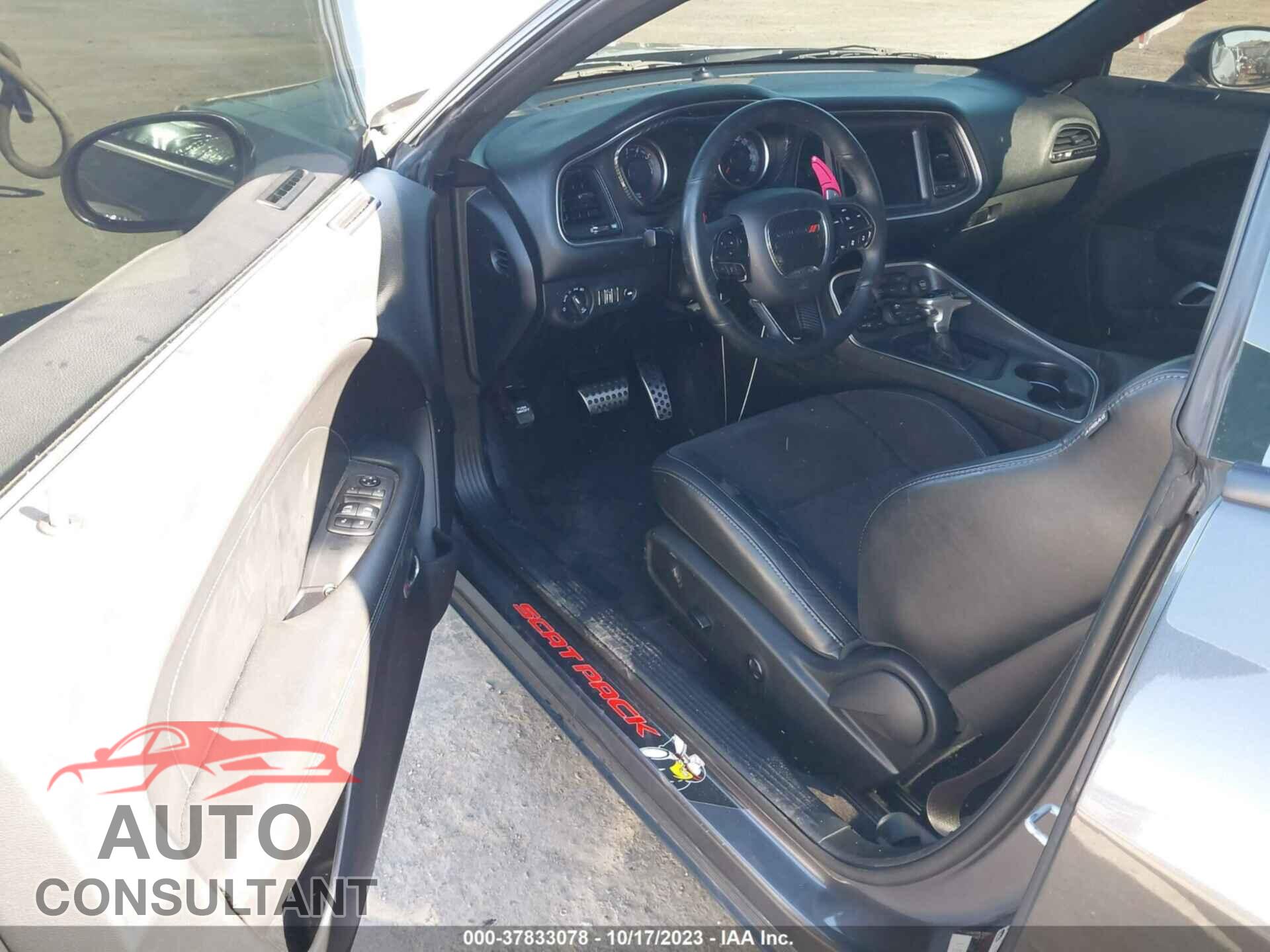 DODGE CHALLENGER 2018 - 2C3CDZFJ9JH318318