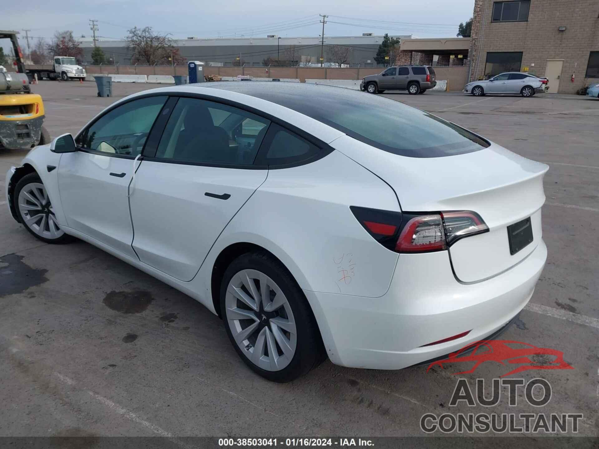 TESLA MODEL 3 2023 - 5YJ3E1EB8PF653895