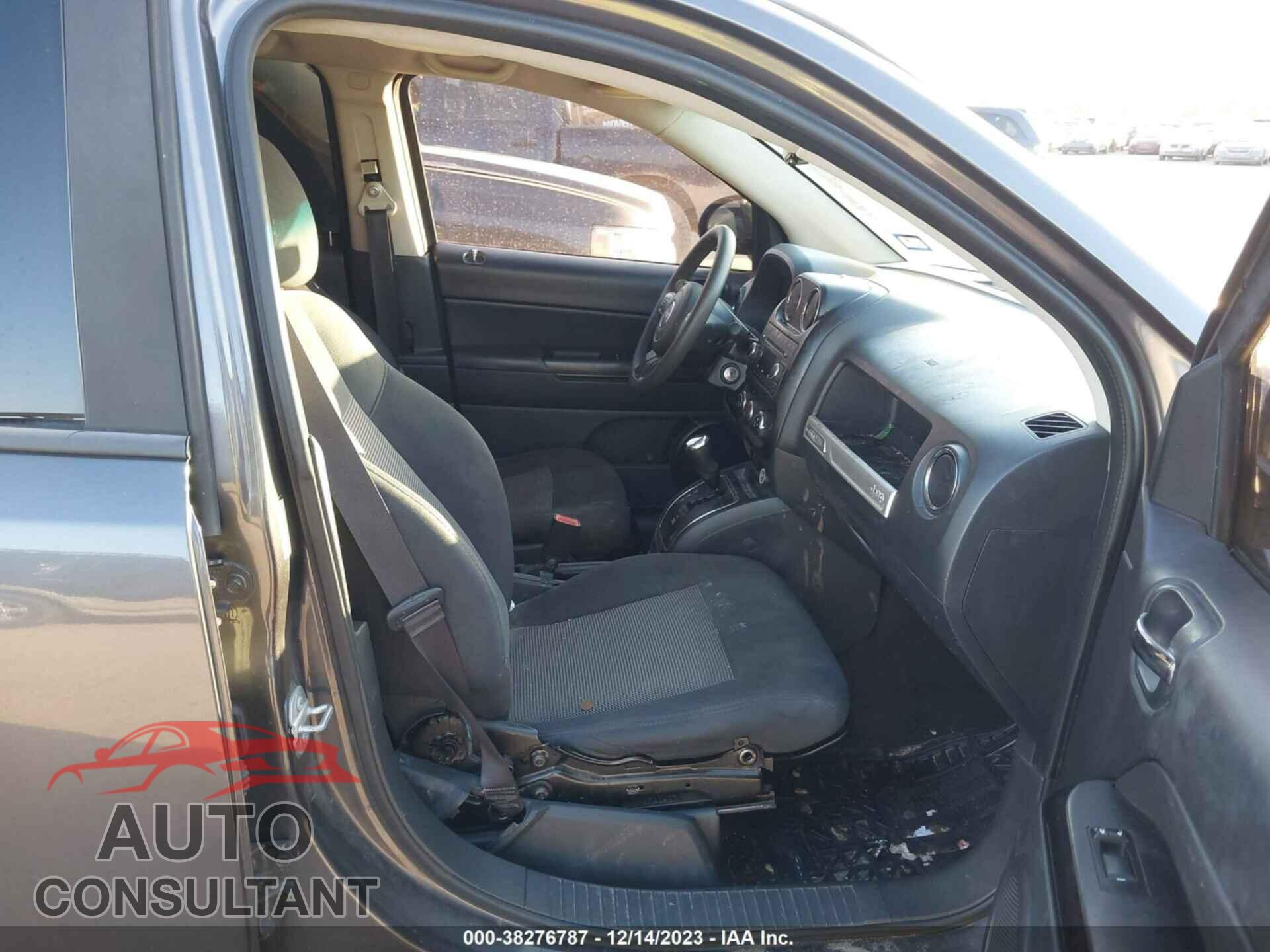 JEEP COMPASS 2015 - 1C4NJCBB2FD120208