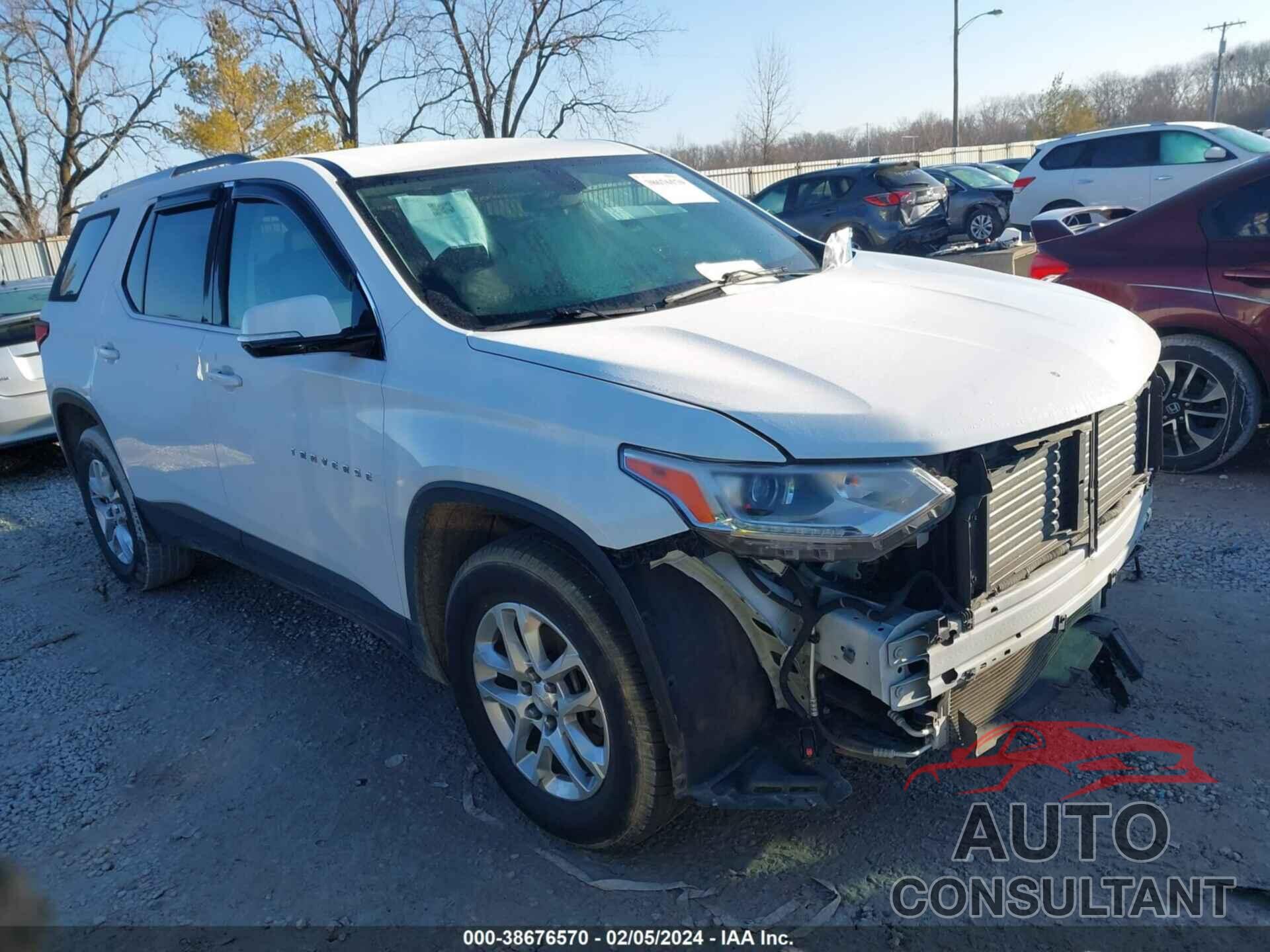 CHEVROLET TRAVERSE 2018 - 1GNEVGKW0JJ213888