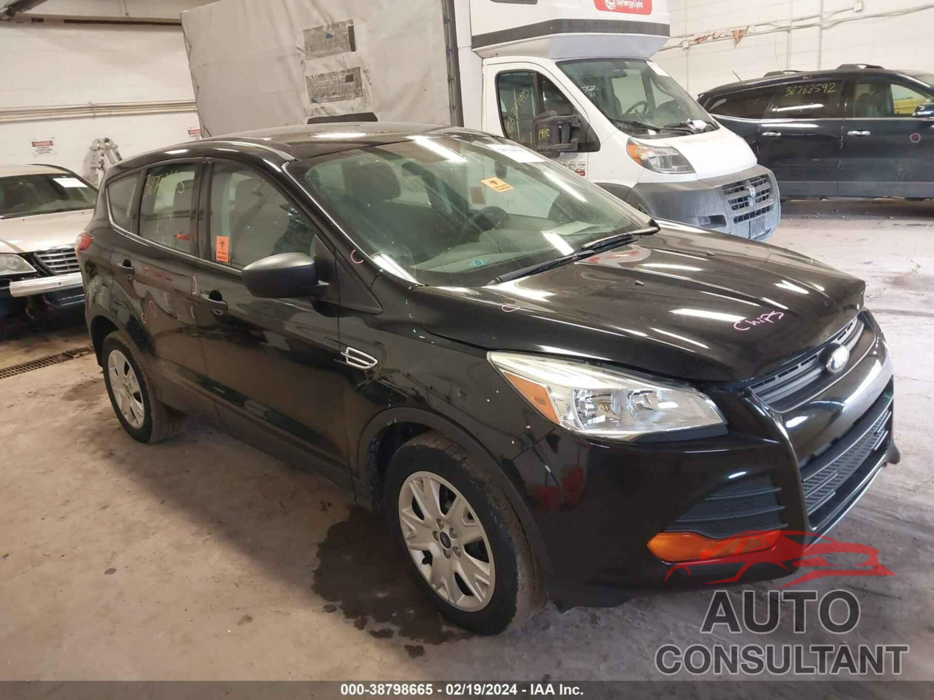 FORD ESCAPE 2016 - 1FMCU0F75GUC27219