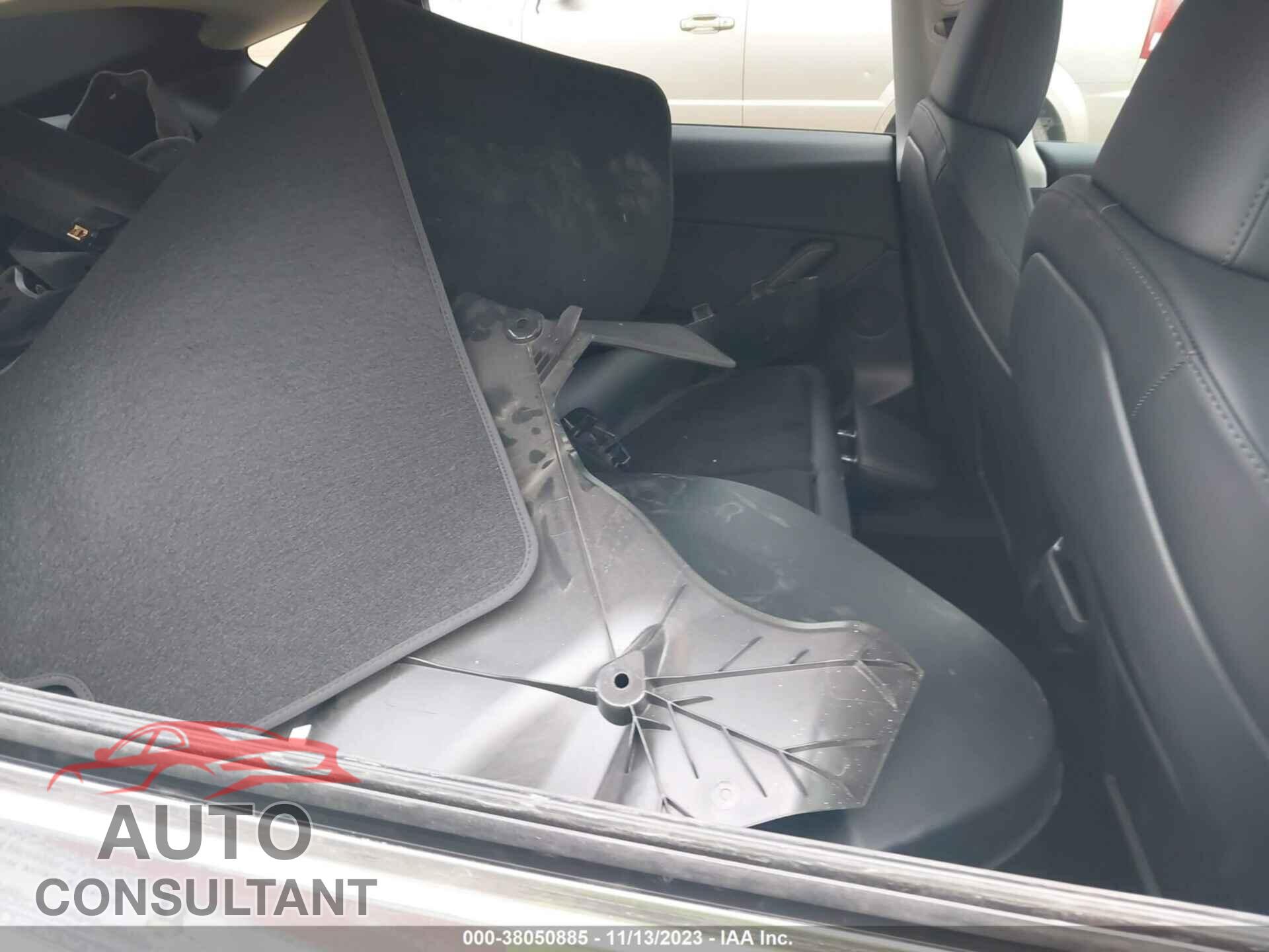 TESLA MODEL Y 2023 - 7SAYGDEF9PF899961
