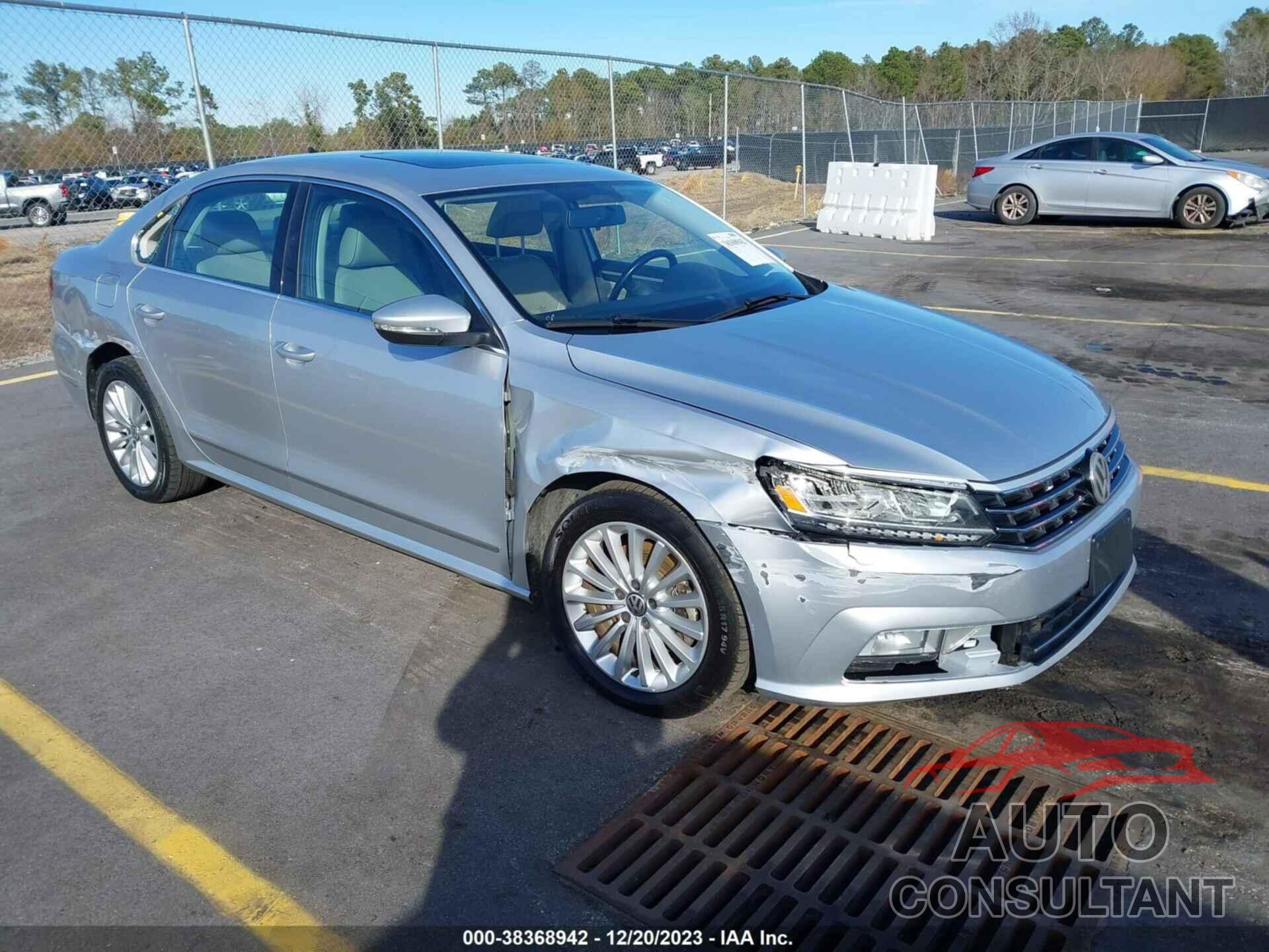VOLKSWAGEN PASSAT 2016 - 1VWBT7A30GC030350