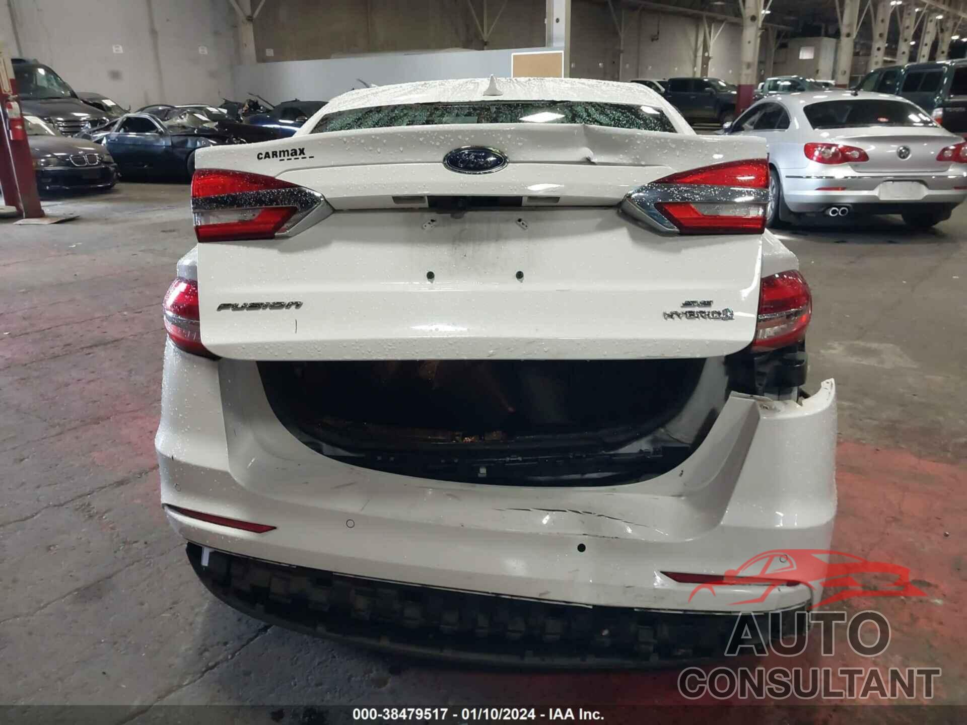 FORD FUSION HYBRID 2019 - 3FA6P0LU9KR181967