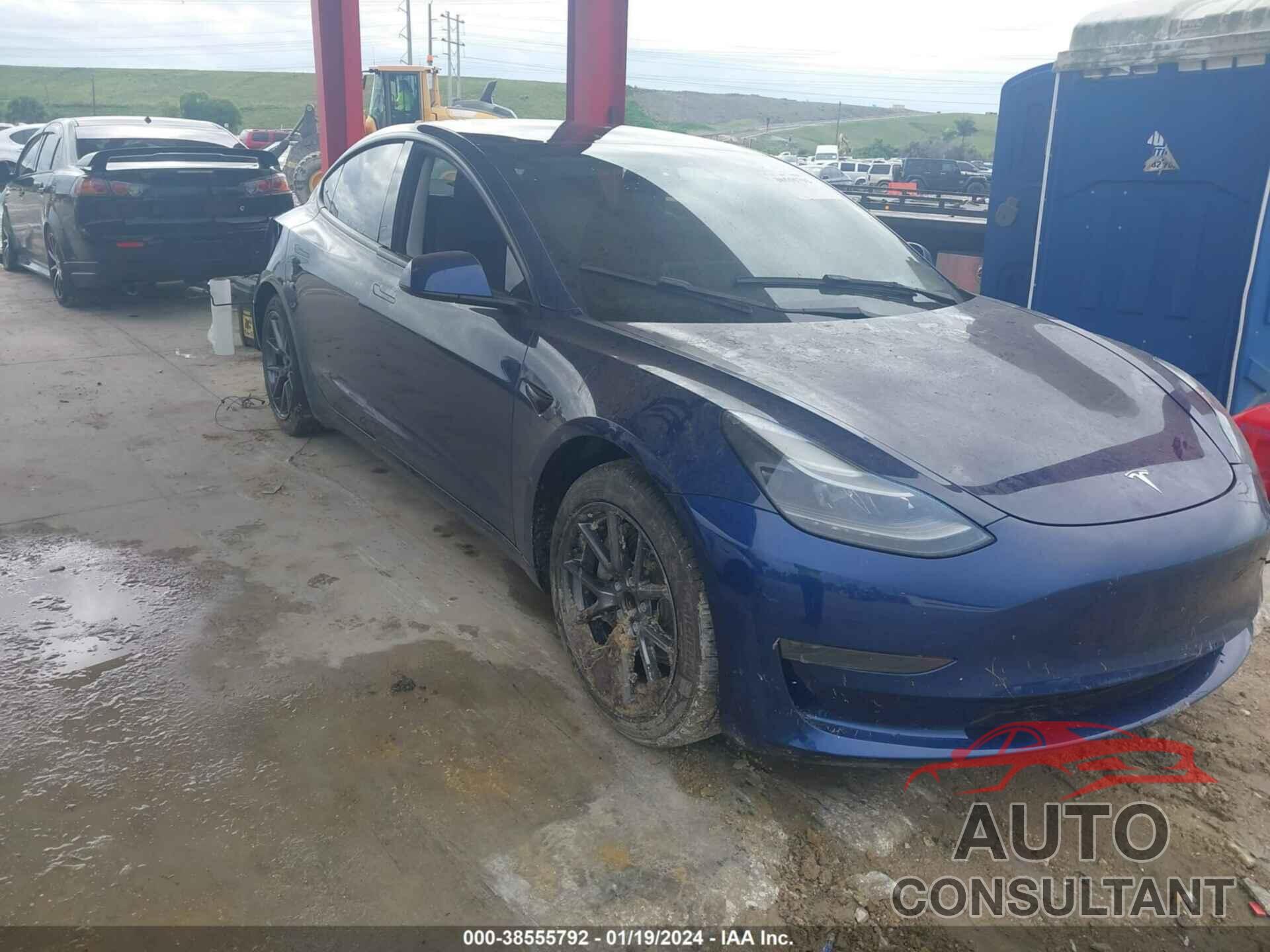 TESLA MODEL 3 2022 - 5YJ3E1EA7NF230679