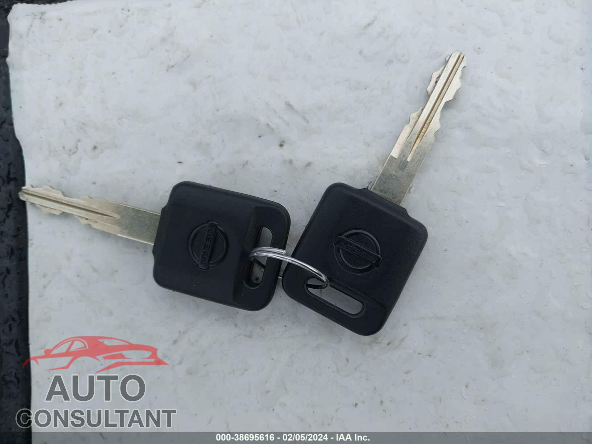 NISSAN VERSA 2024 - 3N1CN8DV5RL828681