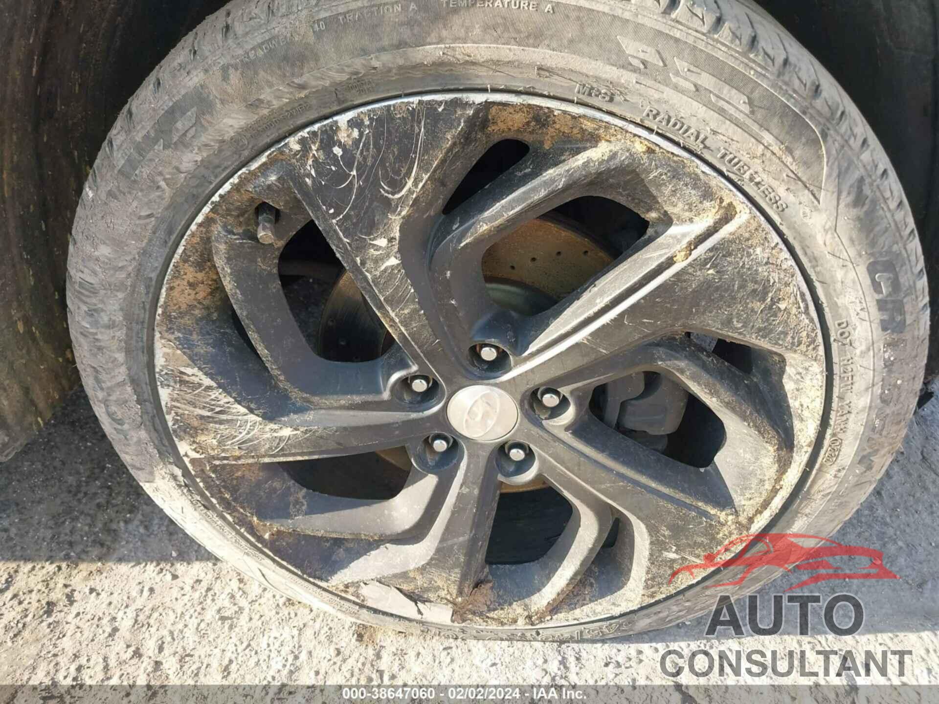 HYUNDAI TUCSON 2018 - KM8J3CA28JU669927