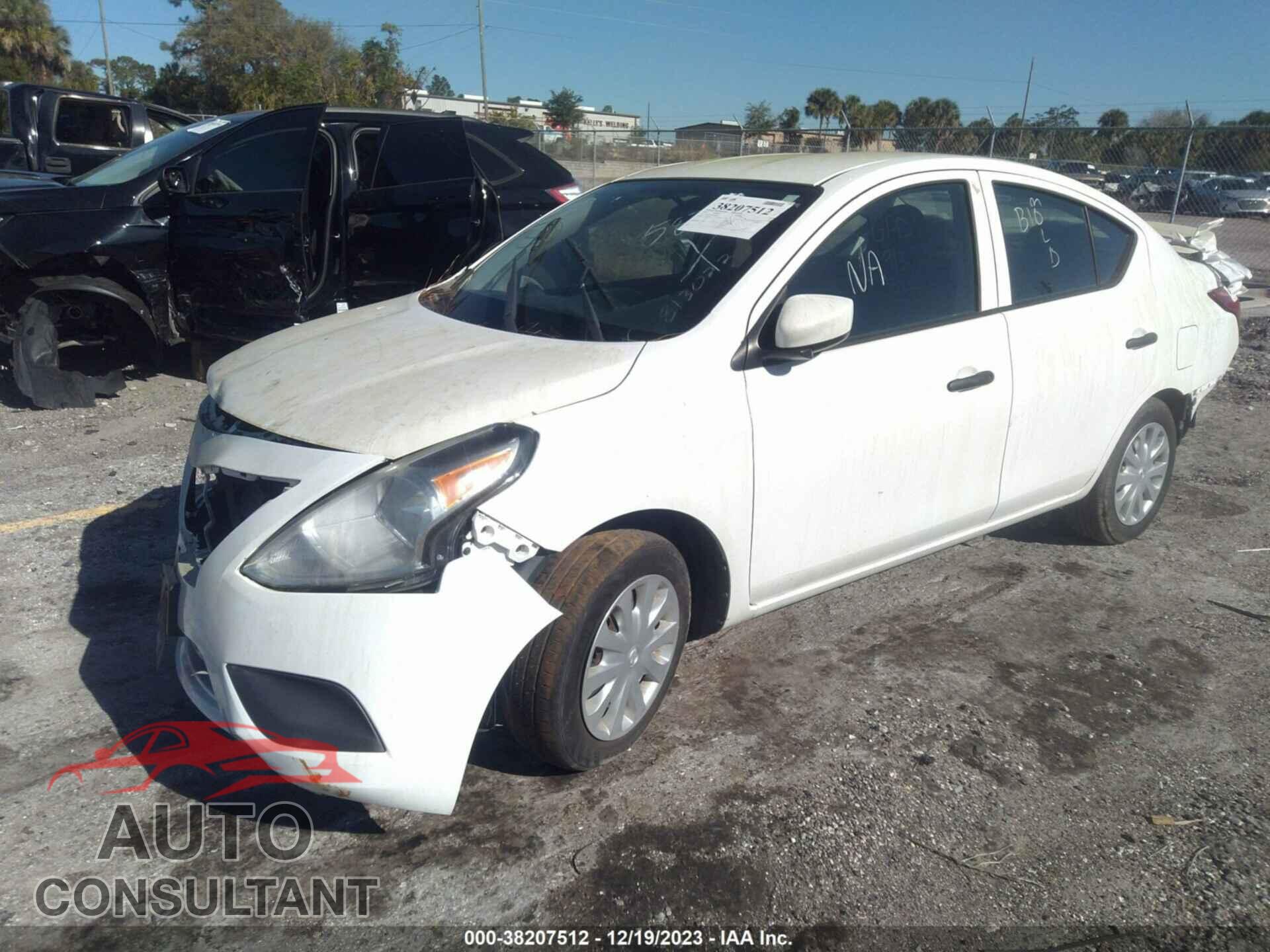 NISSAN VERSA 2019 - 3N1CN7AP3KL813022