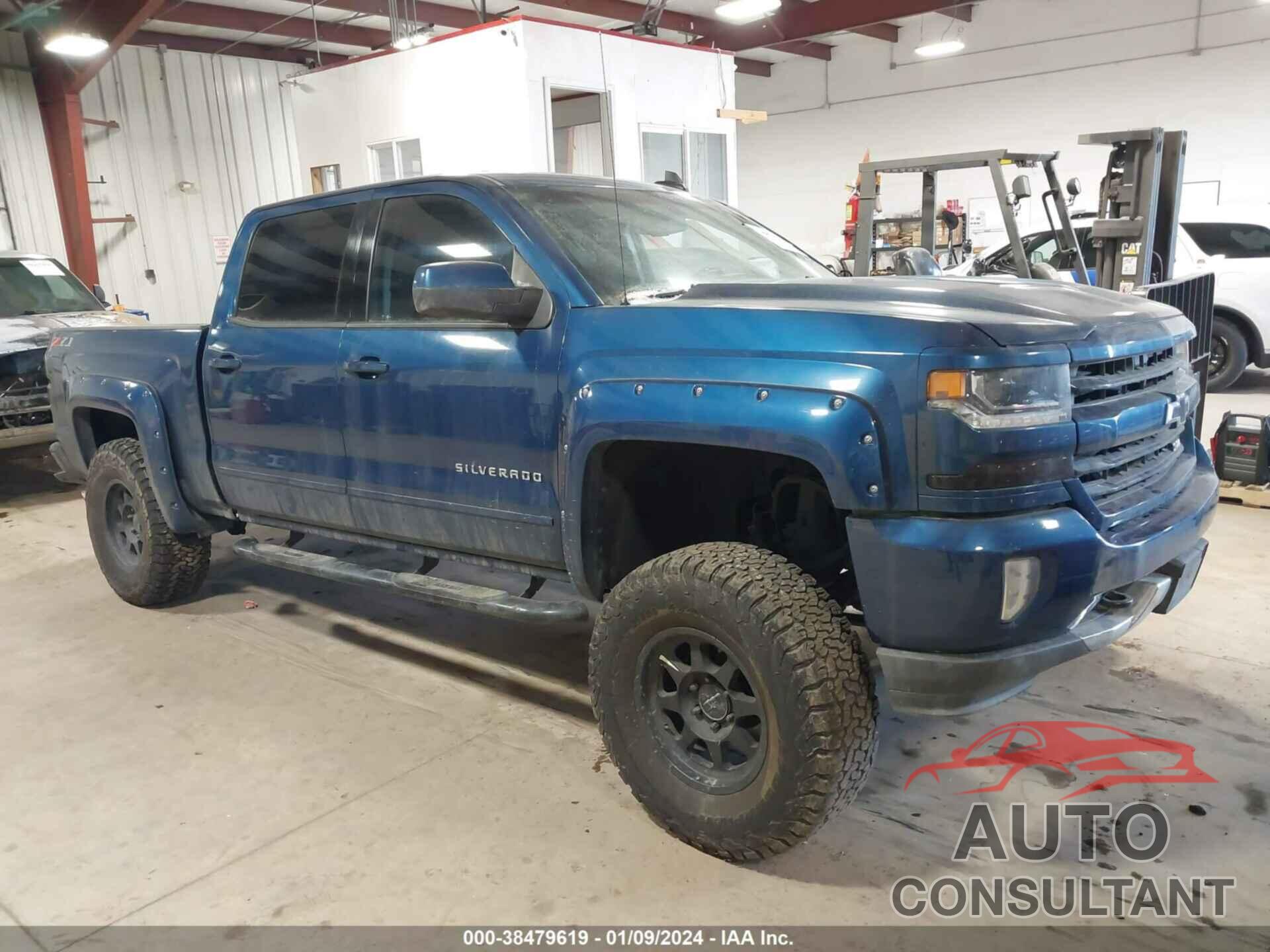 CHEVROLET SILVERADO 1500 2018 - 3GCUKREC7JG100628