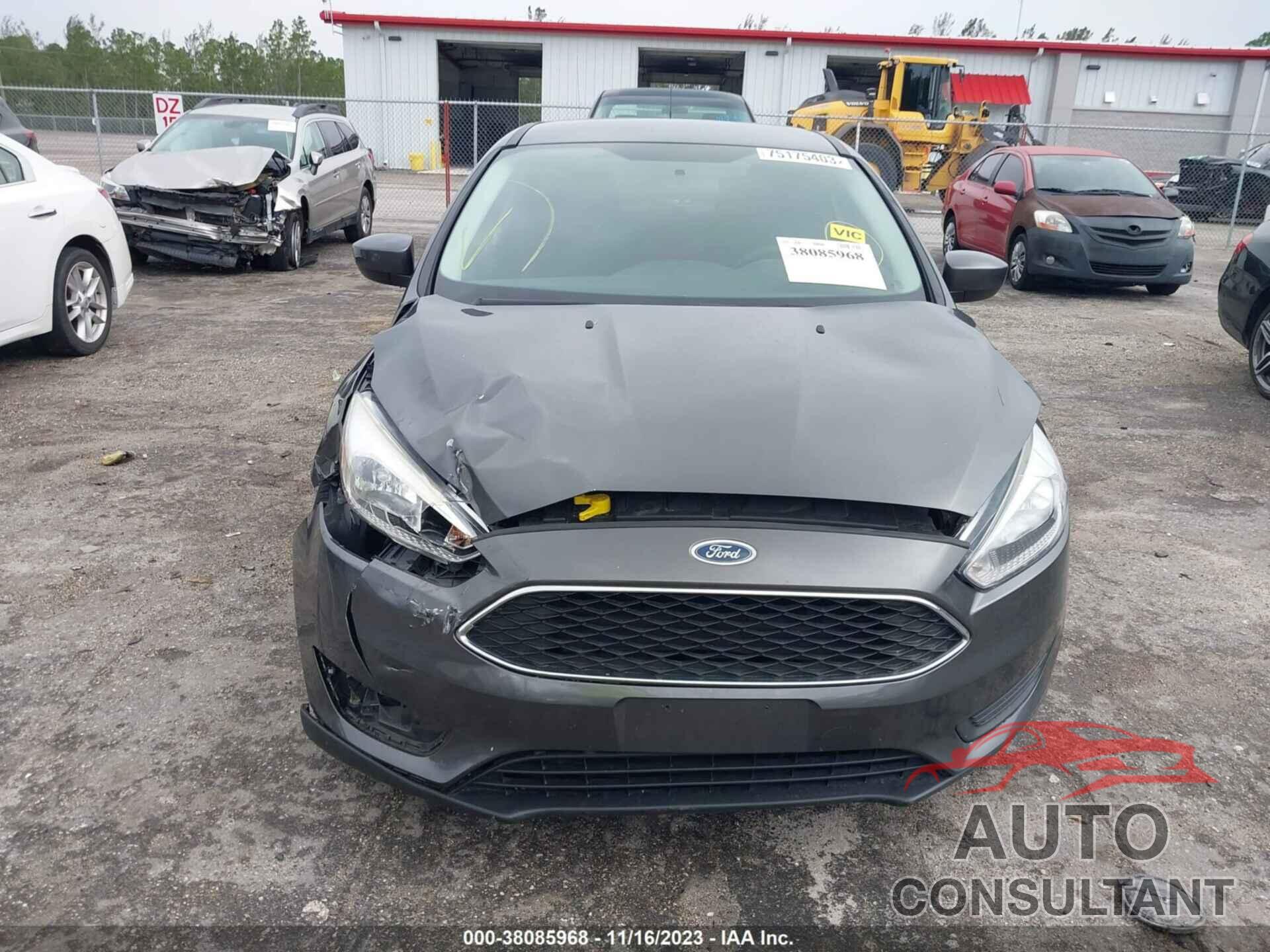 FORD FOCUS 2018 - 1FADP3K20JL302228