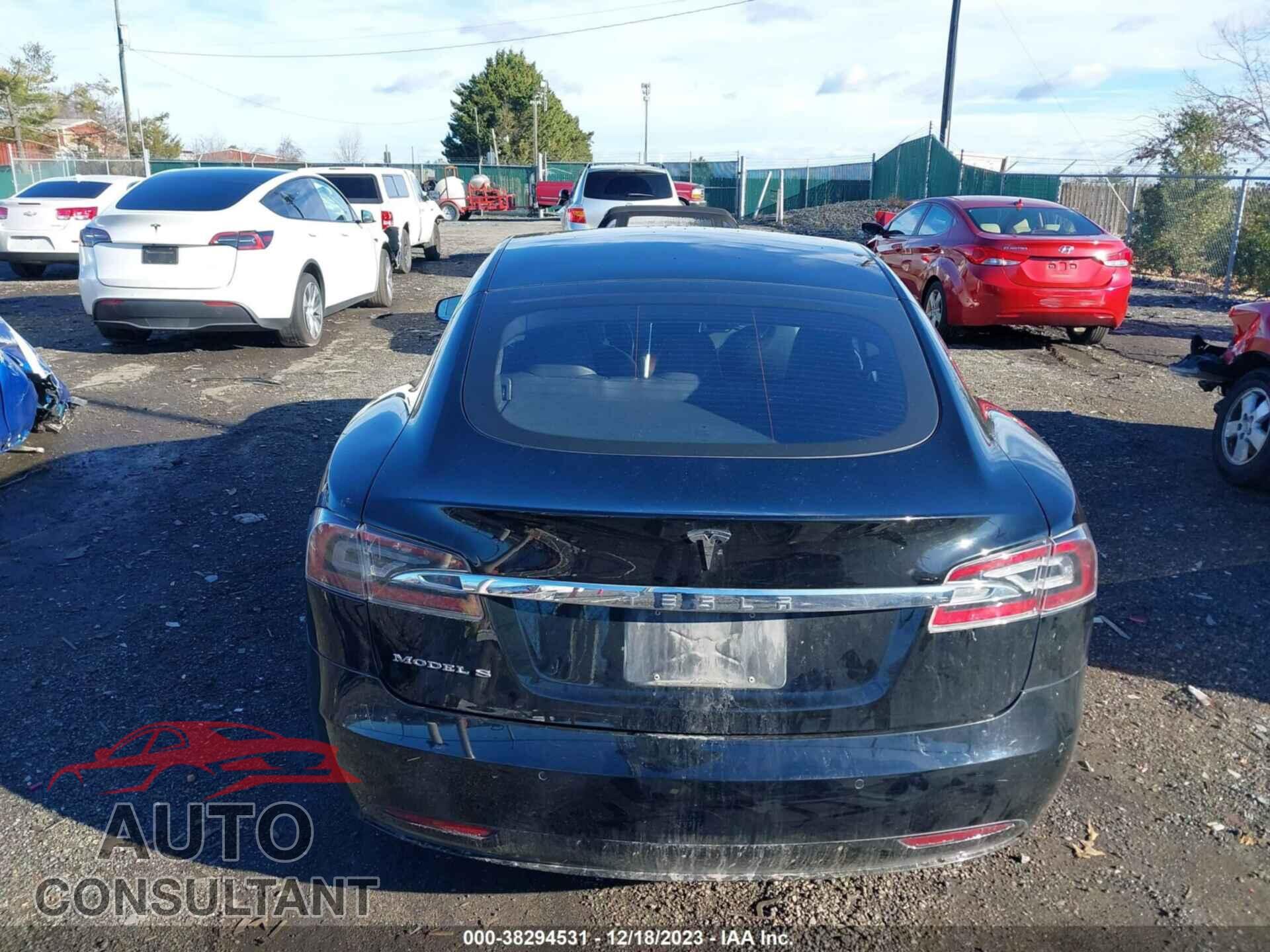 TESLA MODEL S 2017 - 5YJSA1E17HF183374