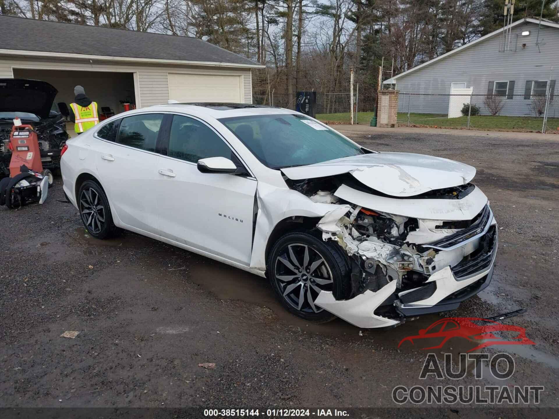 CHEVROLET MALIBU 2017 - 1G1ZE5ST5HF269352
