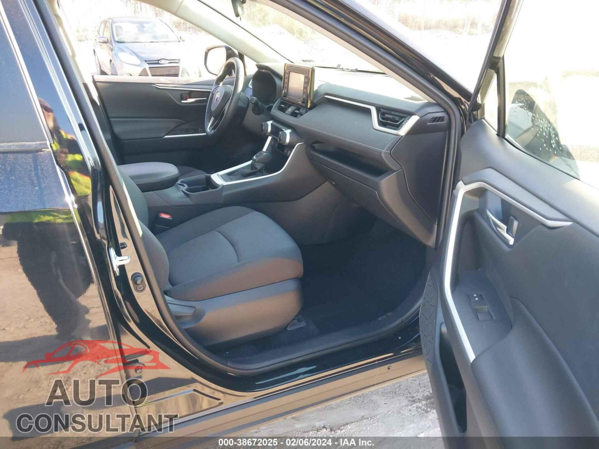 TOYOTA RAV4 2021 - JTMP1RFV7MD077692