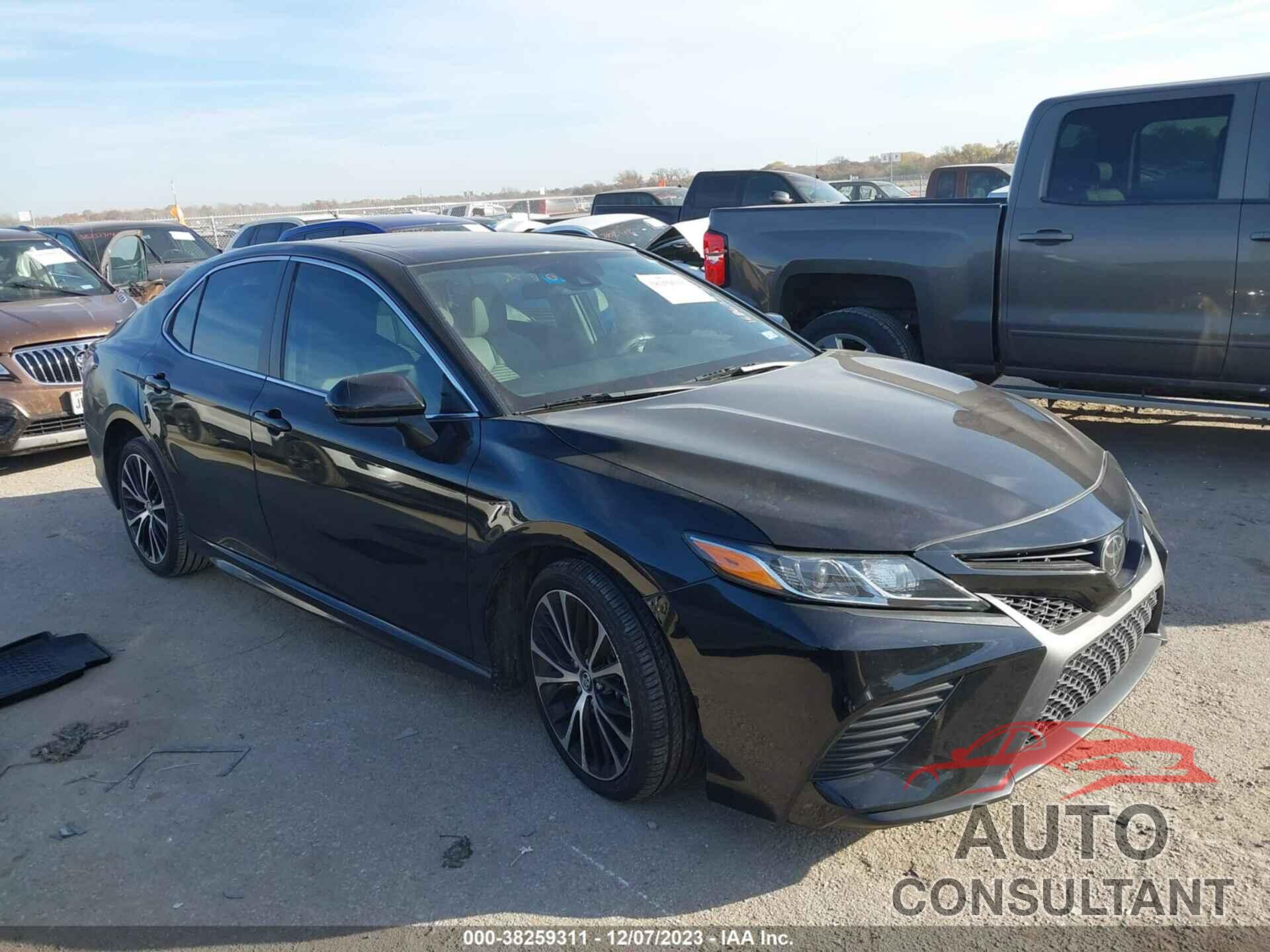 TOYOTA CAMRY 2020 - 4T1G11AK6LU909015