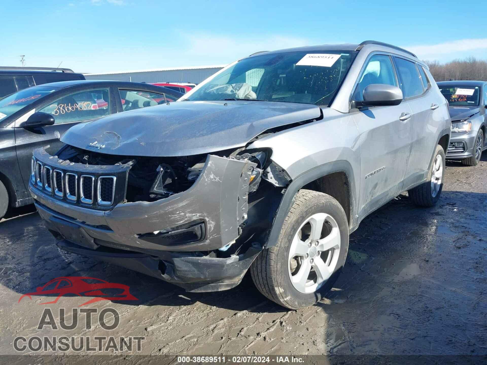 JEEP COMPASS 2018 - 3C4NJDBB0JT433895