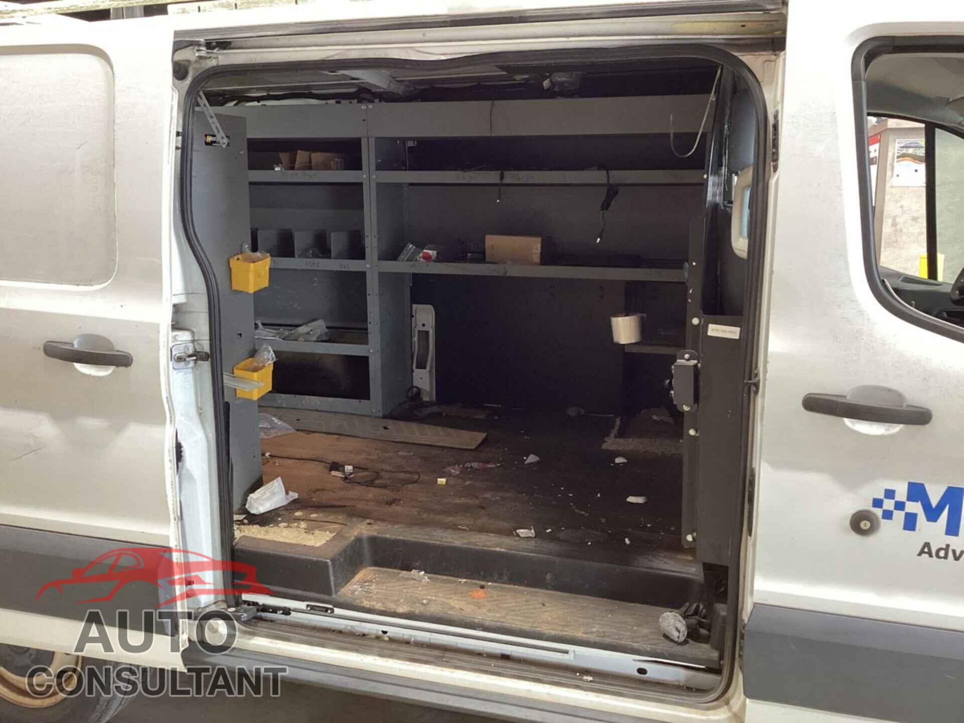 FORD TRANSIT 2017 - 1FTYE1YM9HKA68010