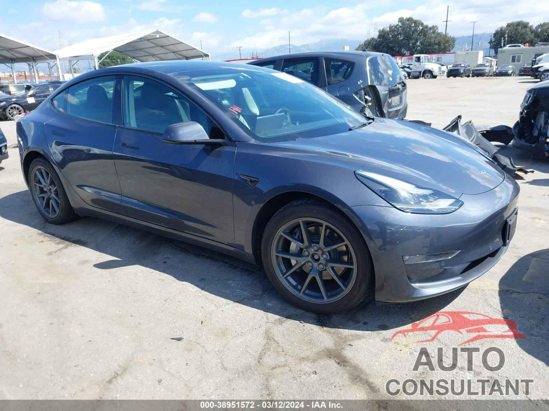 TESLA MODEL 3 2022 - 5YJ3E1EB6NF358887