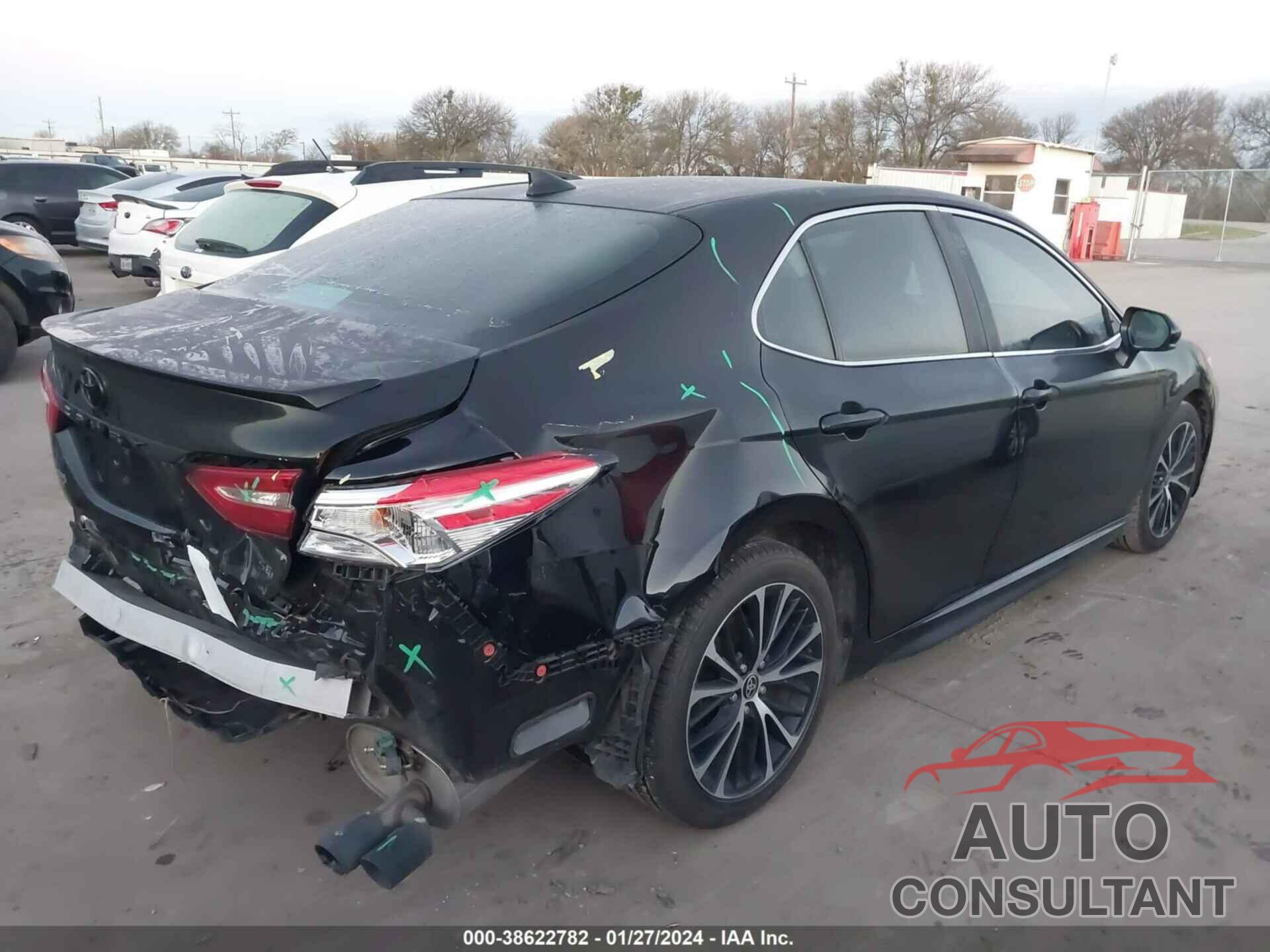 TOYOTA CAMRY 2020 - 4T1G11AK2LU993138