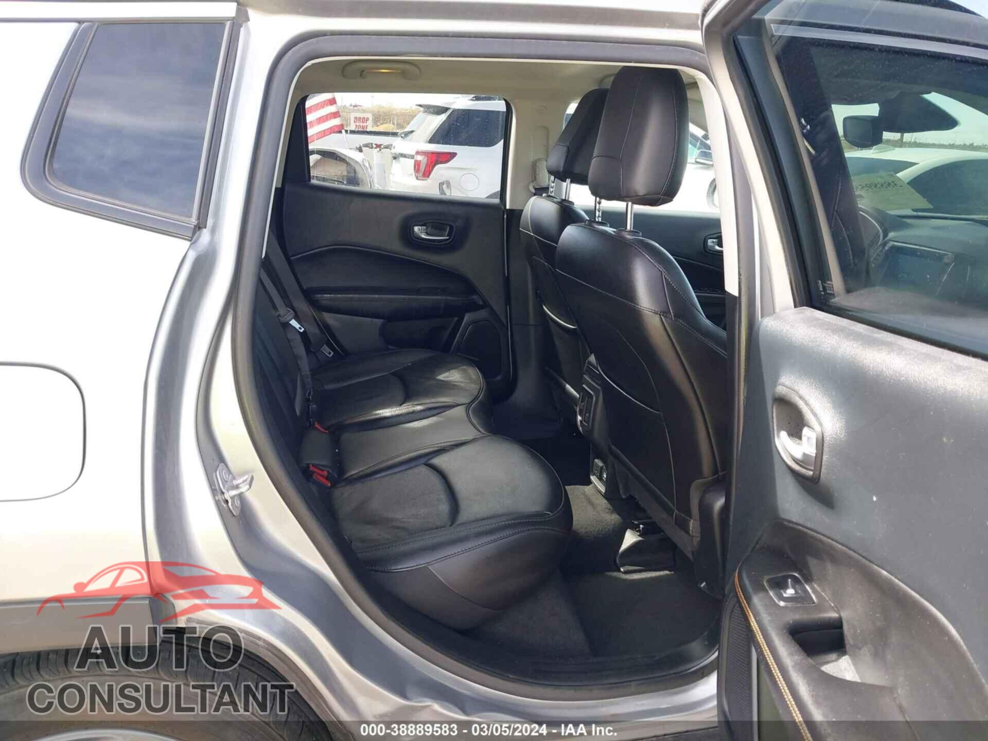 JEEP COMPASS 2021 - 3C4NJDCBXMT590711