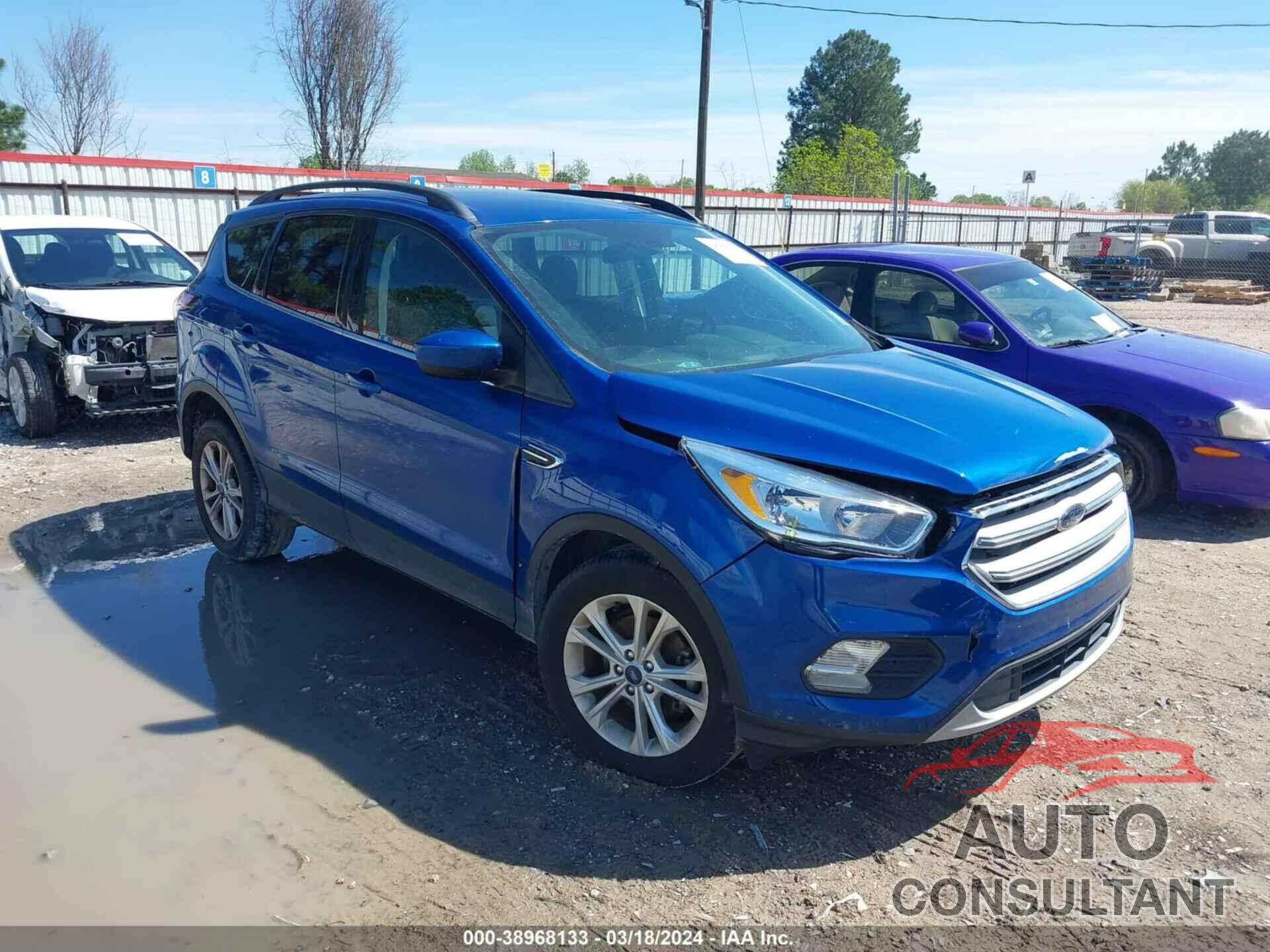 FORD ESCAPE 2018 - 1FMCU0GD4JUD18591