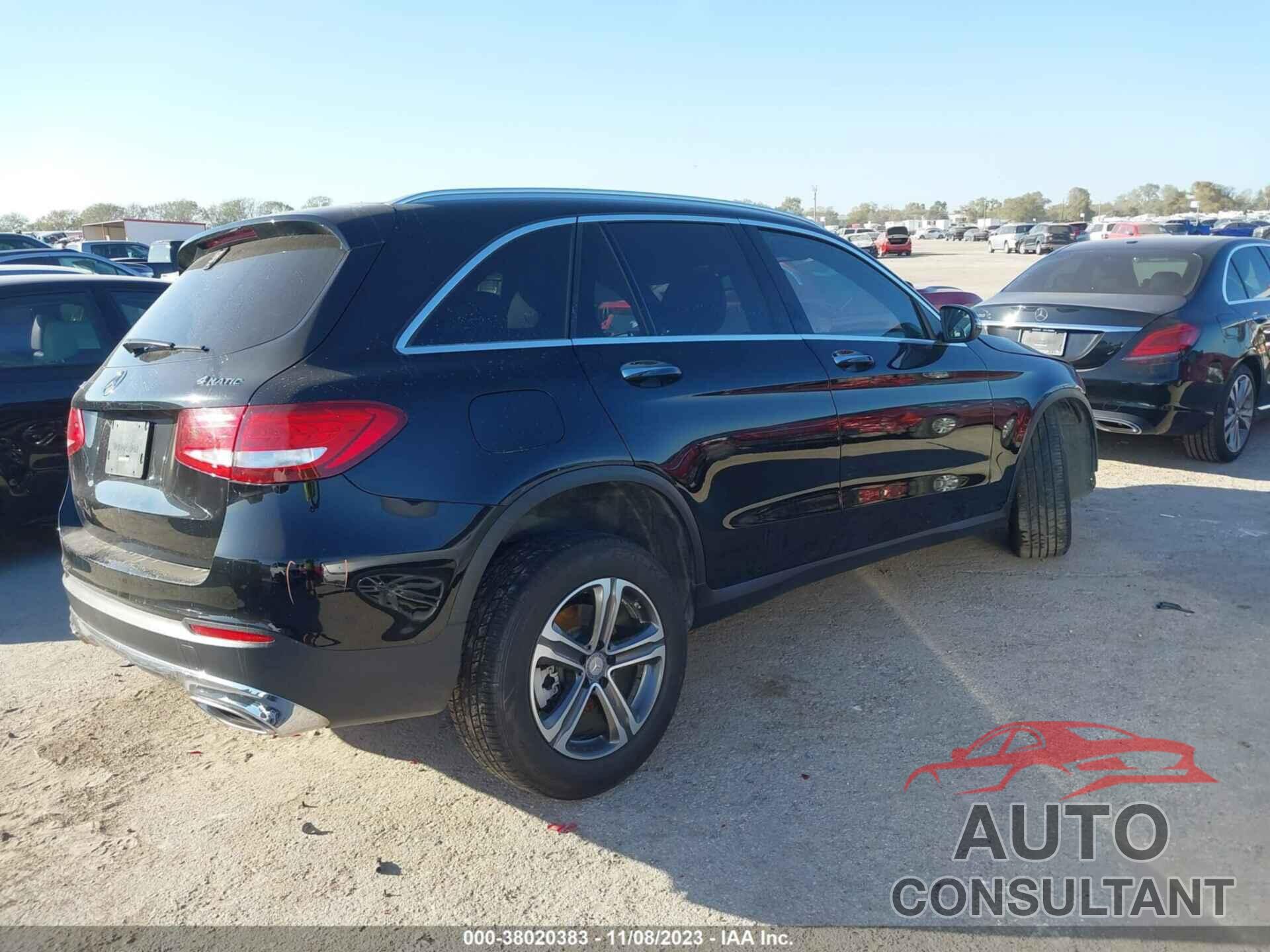 MERCEDES-BENZ GLC 2016 - WDC0G4KBXGF030304