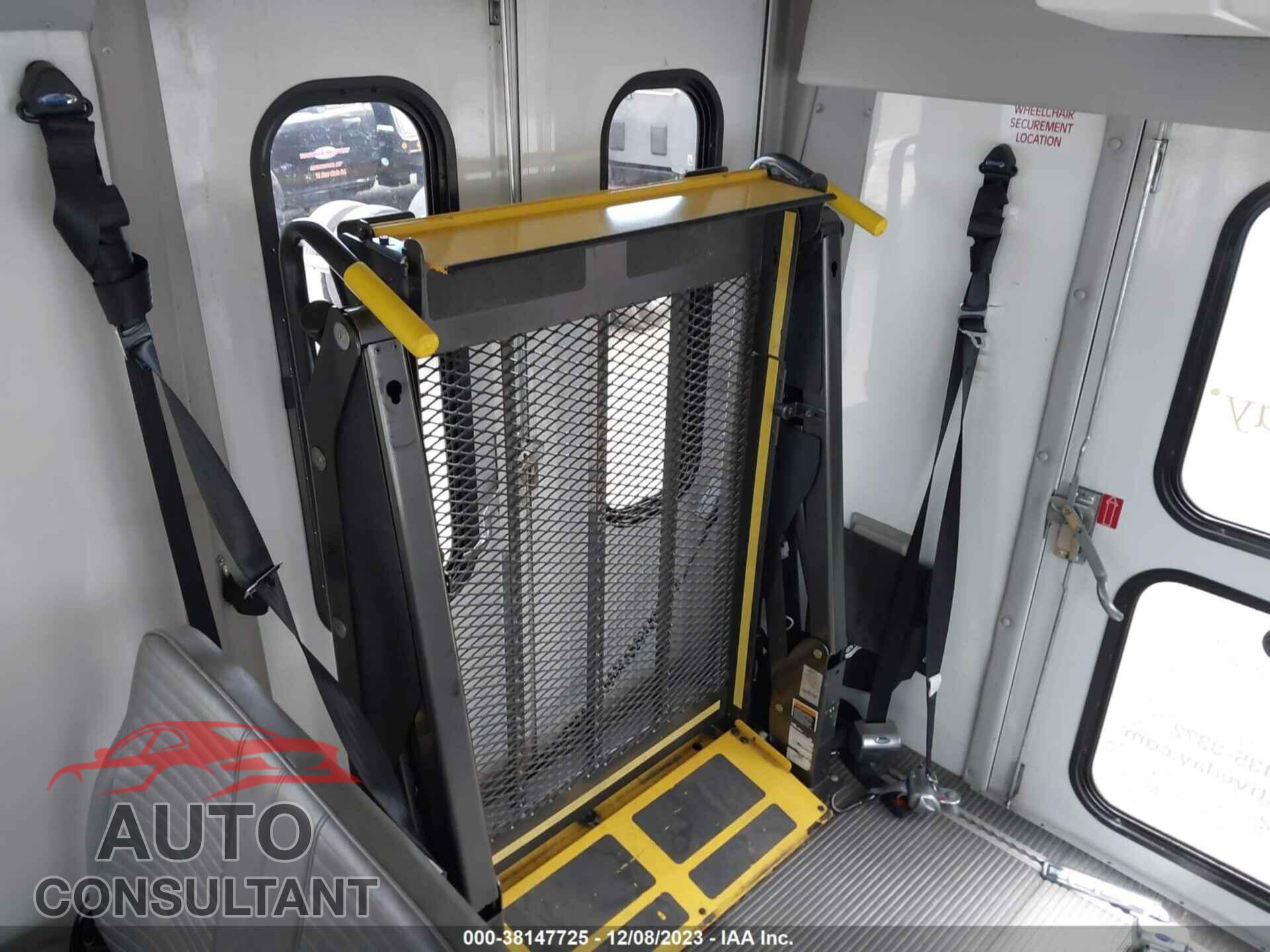 FORD E-350 CUTAWAY 2015 - 1FDEE3FL4FDA23854