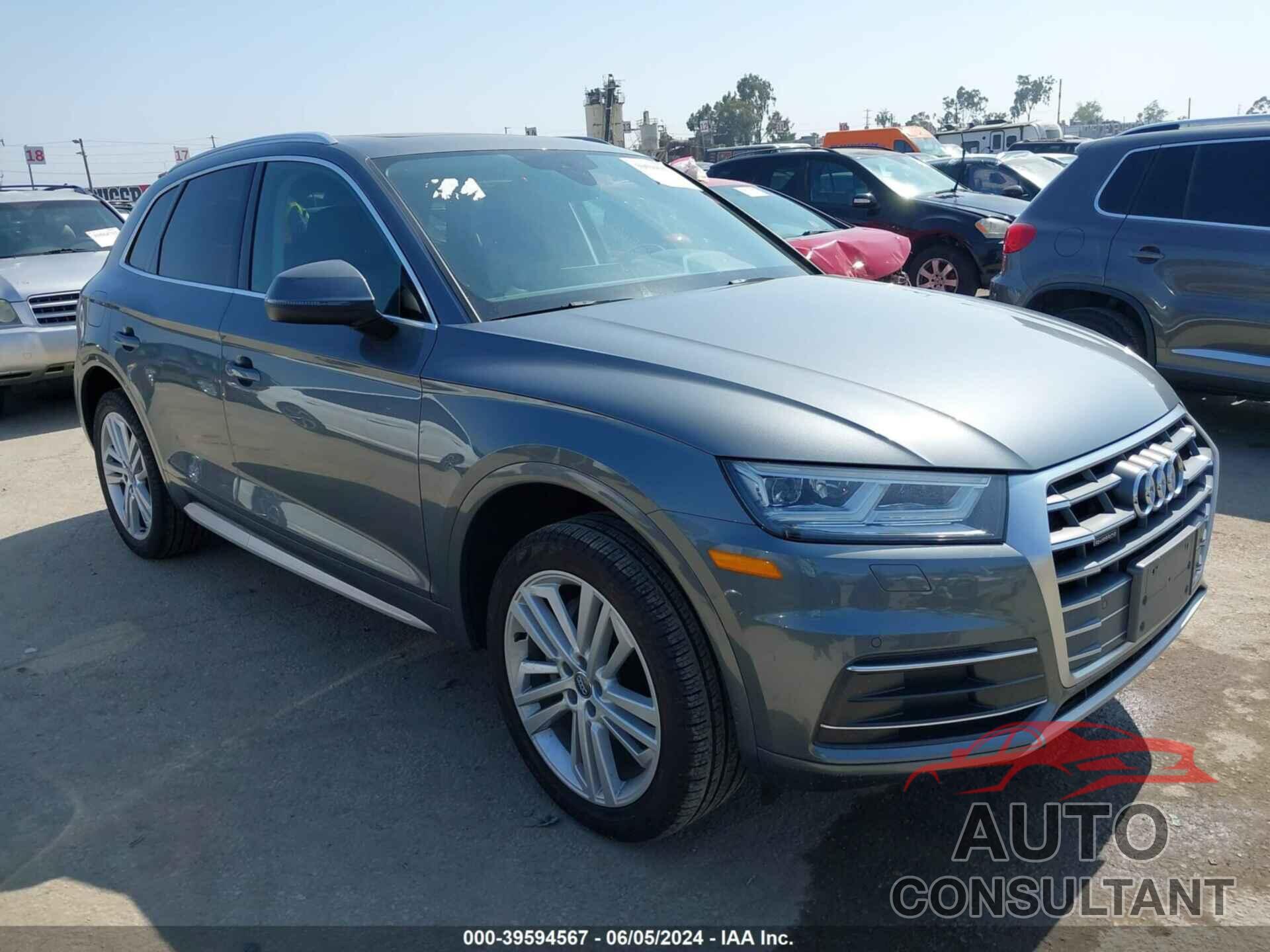 AUDI Q5 2018 - WA1BNAFY9J2093145