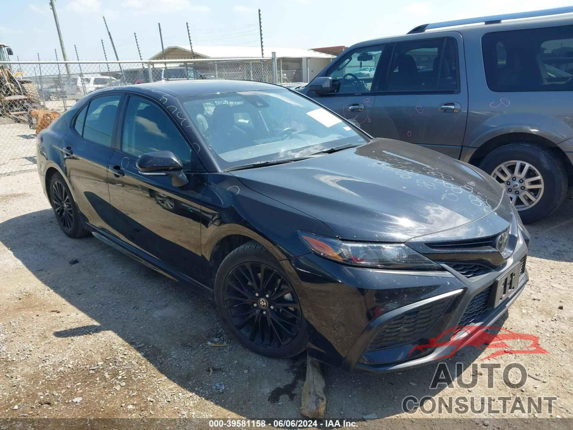 TOYOTA CAMRY 2022 - 4T1G11AK2NU035992