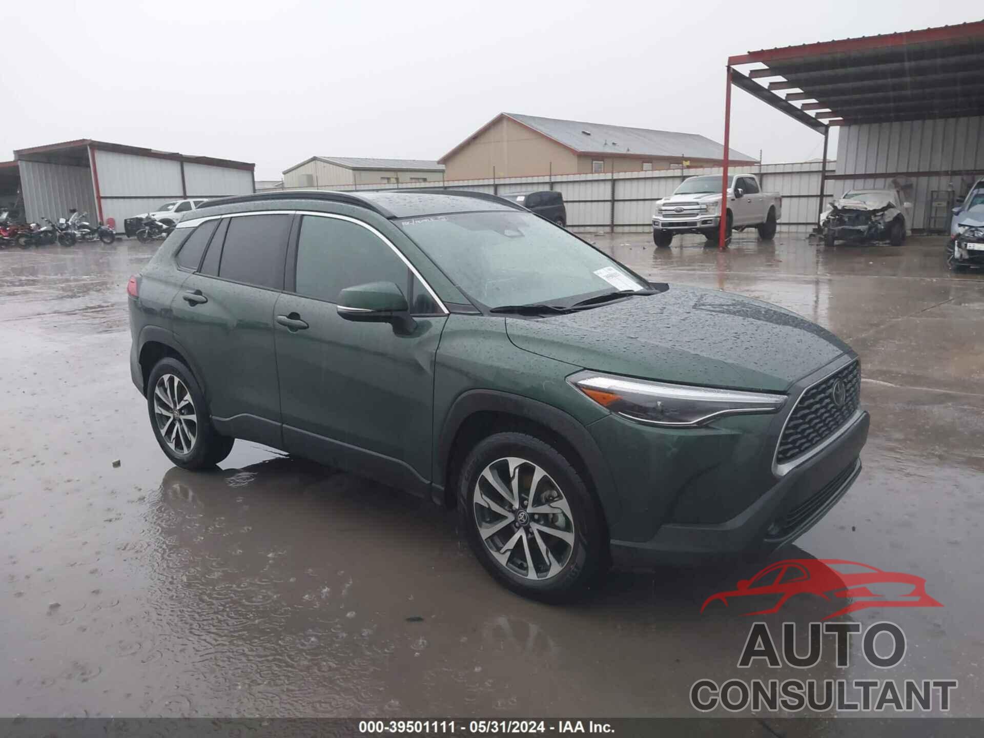 TOYOTA COROLLA CROSS 2024 - 7MUEAAAG3RV075828
