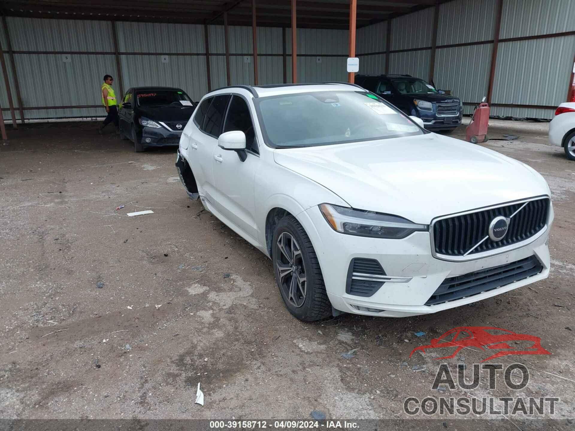 VOLVO XC60 2022 - YV4L12DK7N1940179