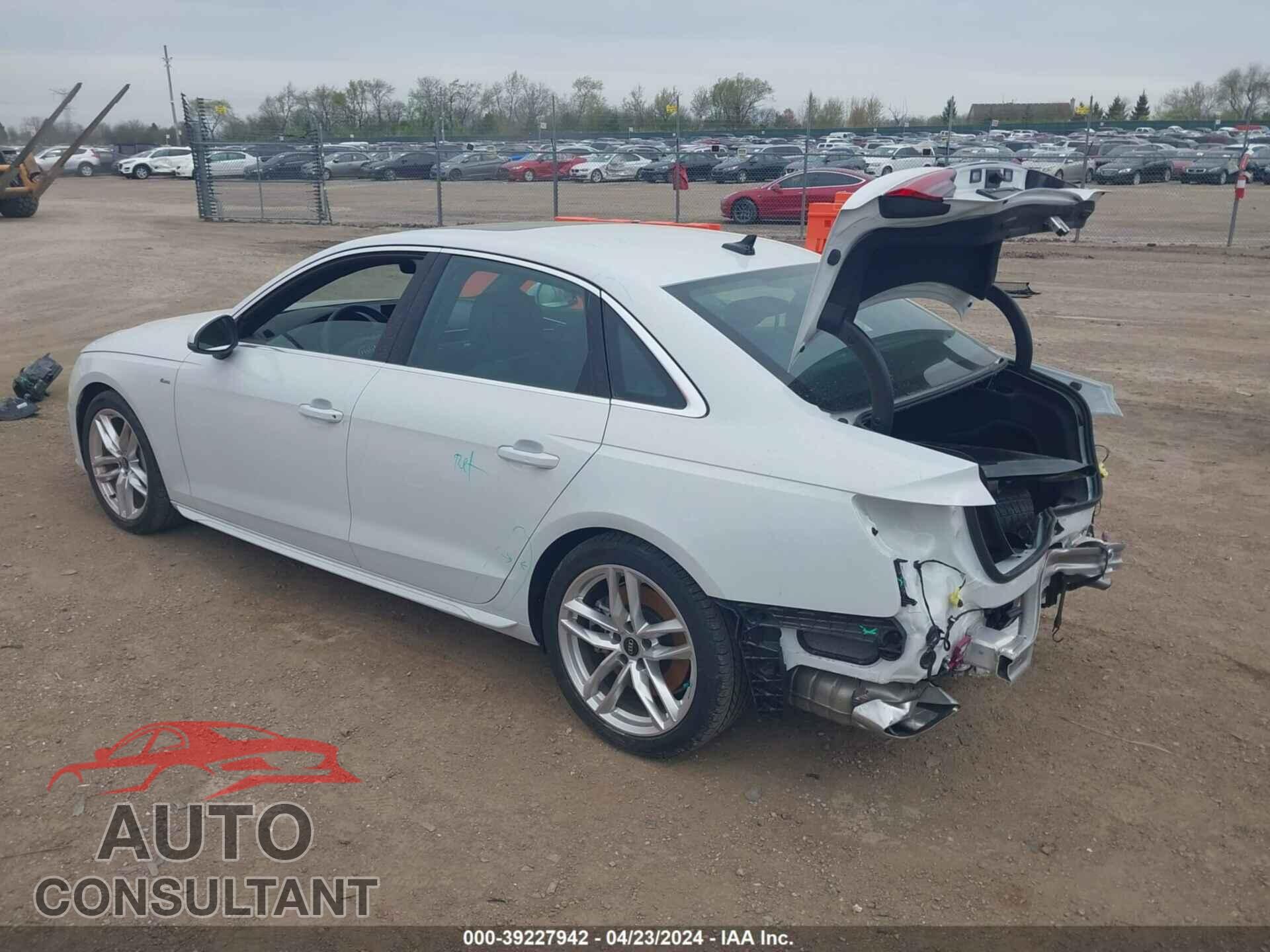 AUDI A4 2023 - WAUEAAF41PN004541