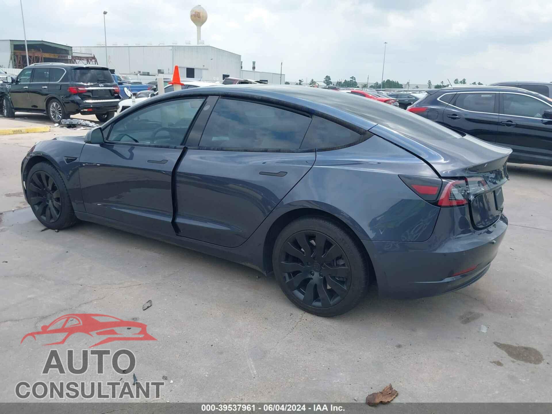TESLA MODEL 3 2018 - 5YJ3E1EA4JF034113