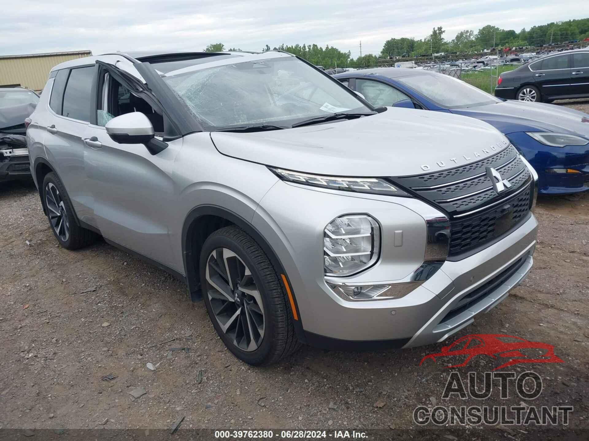 MITSUBISHI OUTLANDER 2024 - JA4J4VA88RZ004634