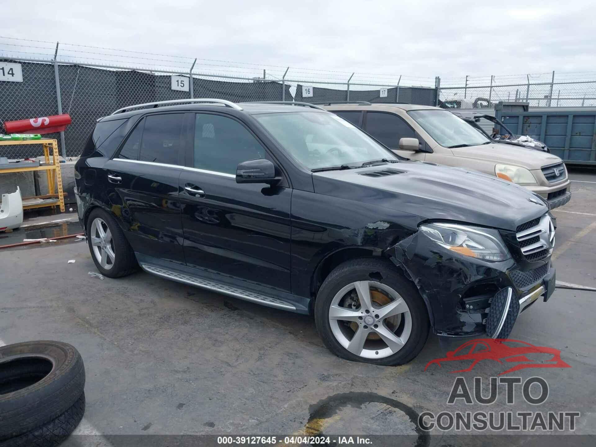 MERCEDES-BENZ GLE 350 2017 - 4JGDA5JB8HA884878