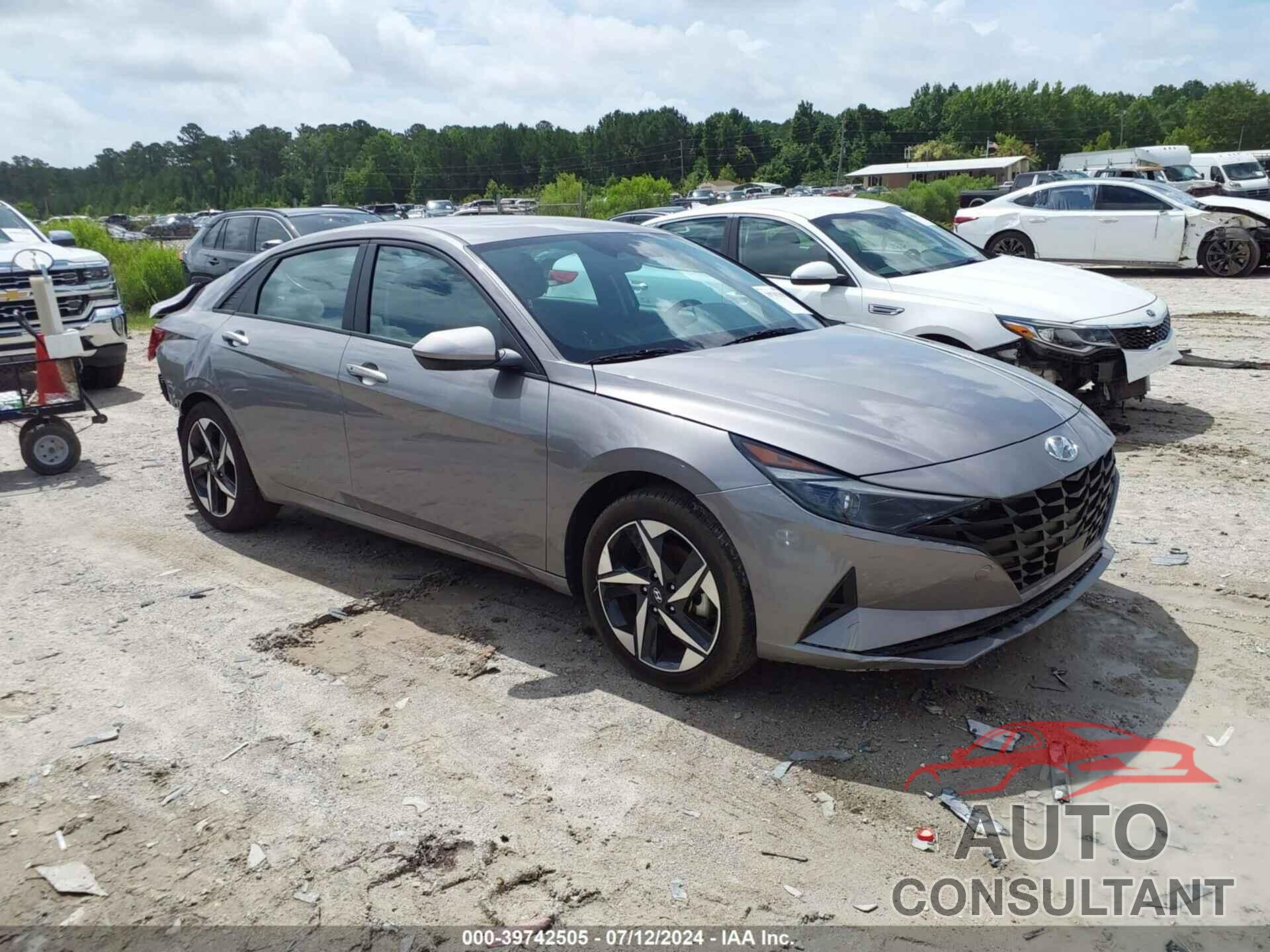 HYUNDAI ELANTRA 2023 - KMHLS4AG7PU460717