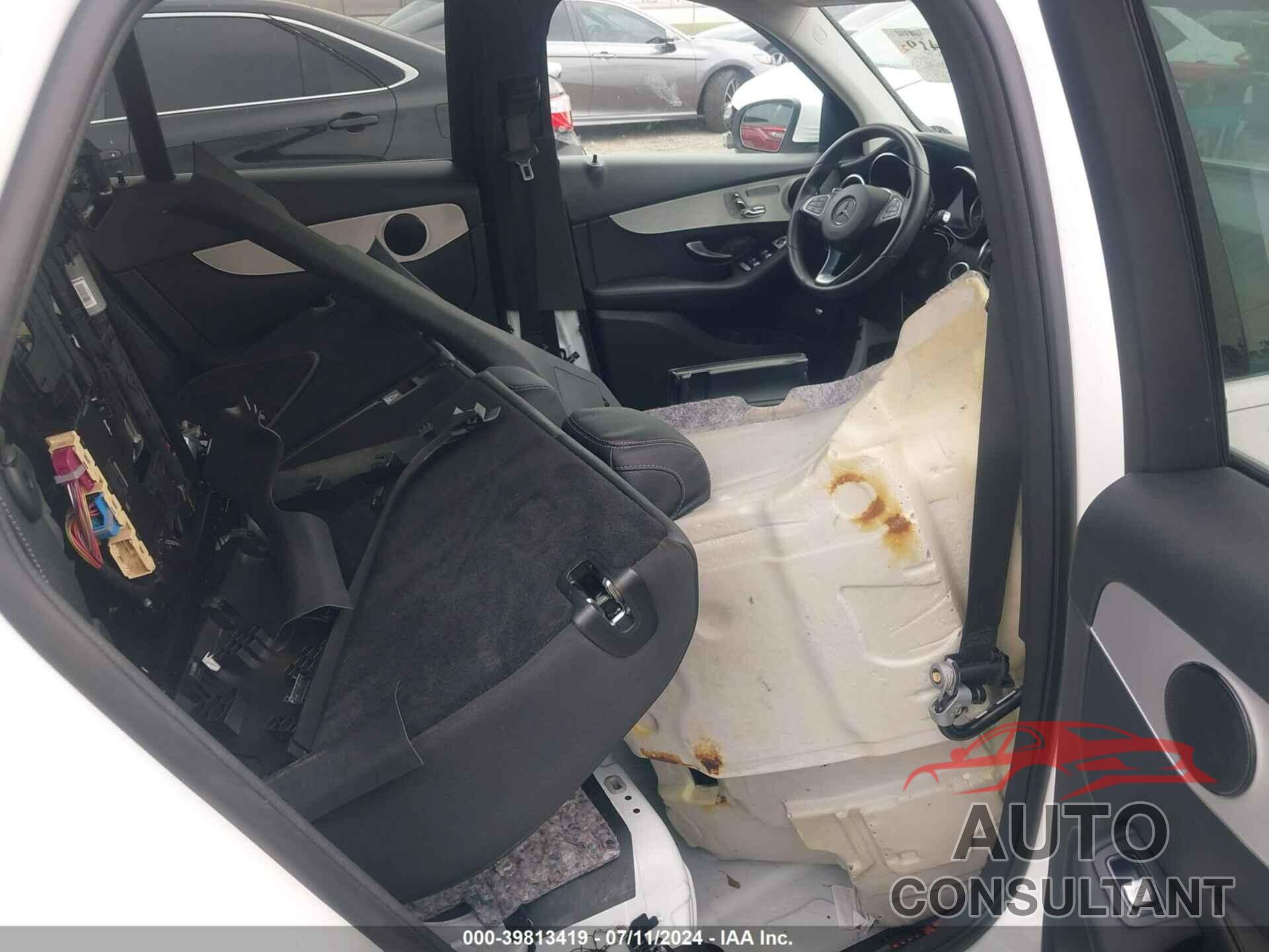 MERCEDES-BENZ GLC 300 2019 - WDC0G4JB1K1004987